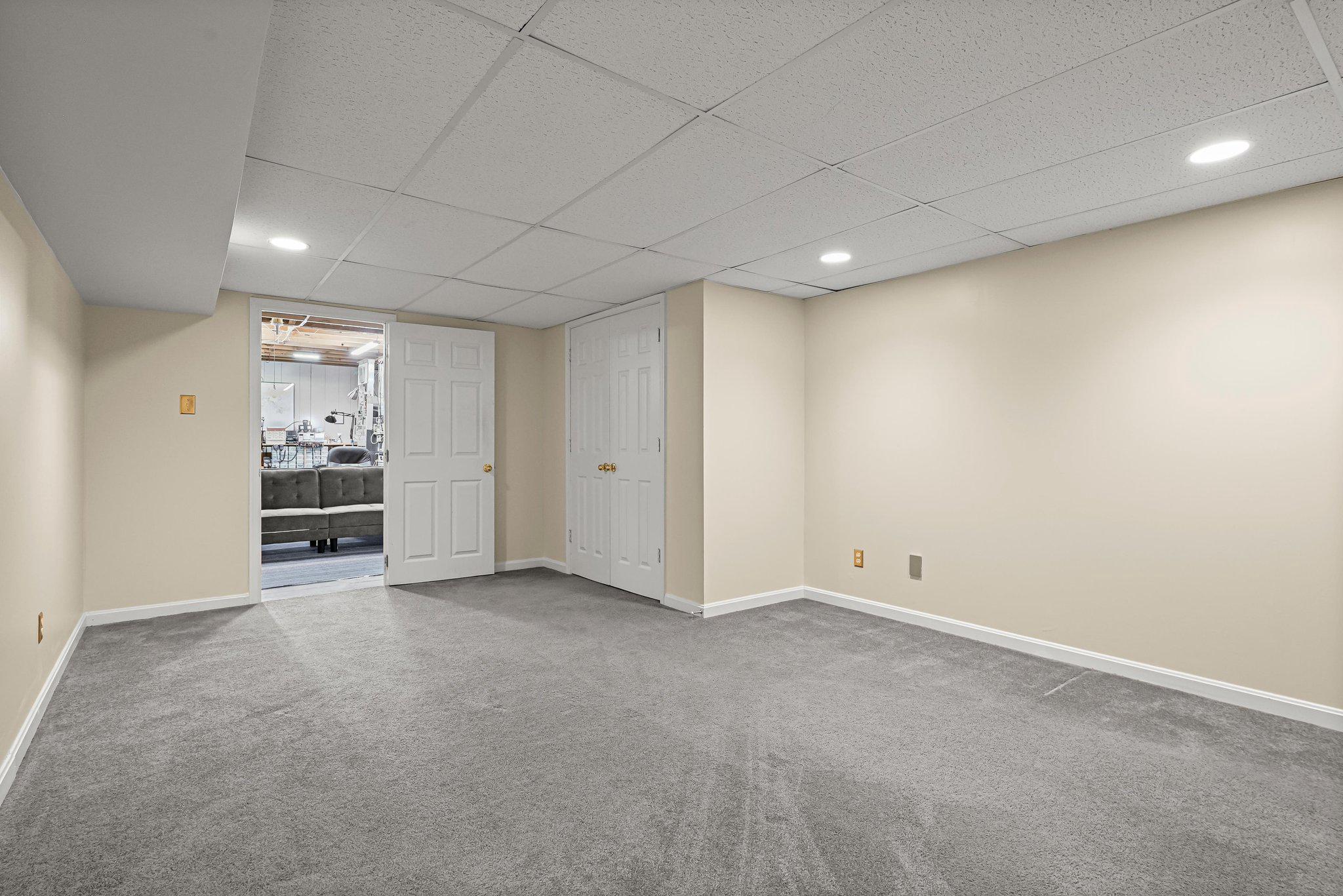 RIDGELY ESTATES - Residential