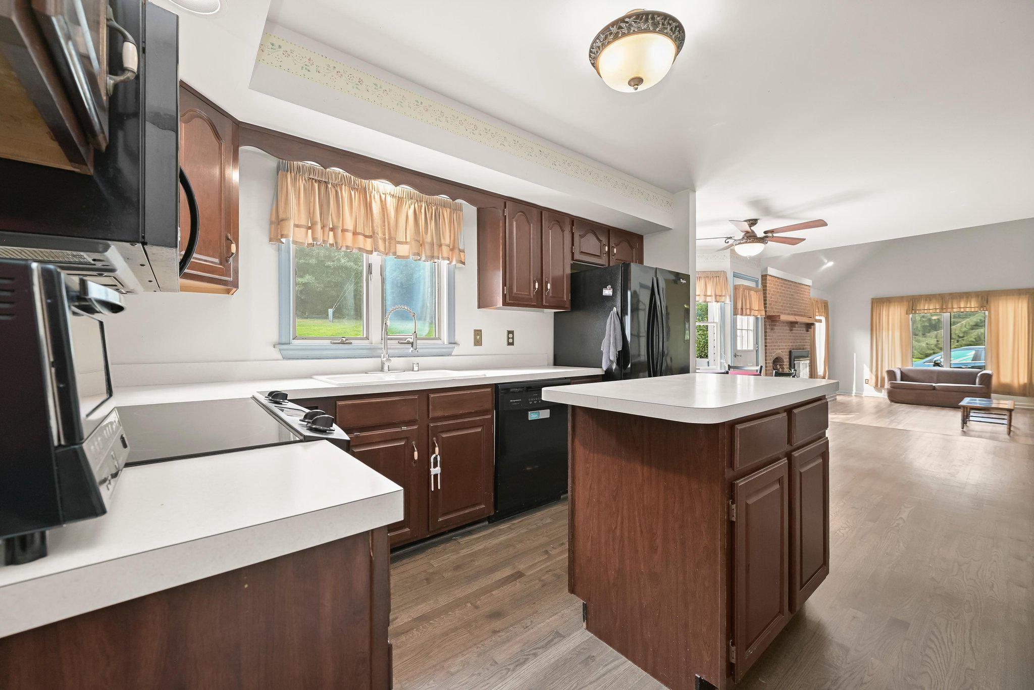 RIDGELY ESTATES - Residential