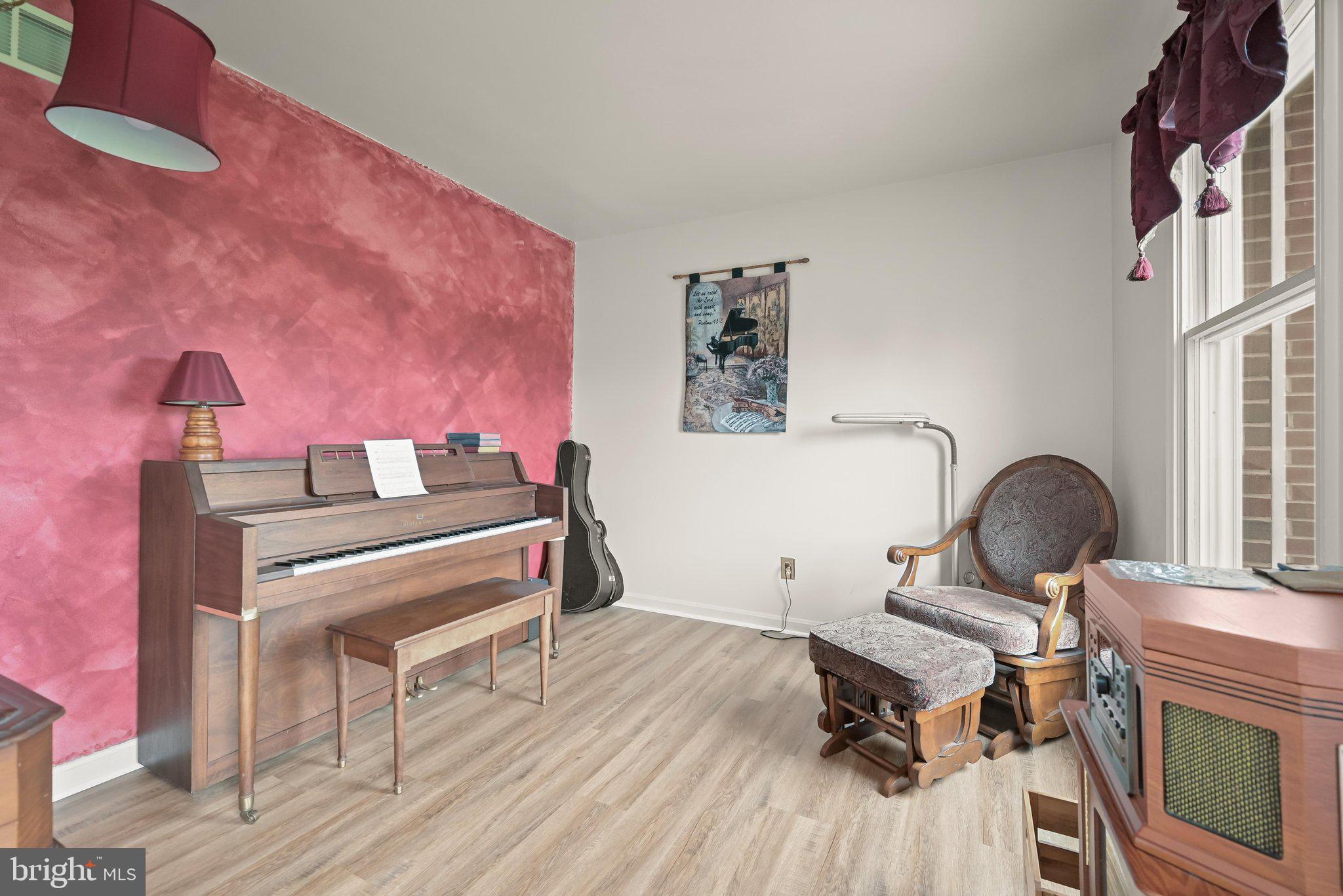 RIDGELY ESTATES - Residential