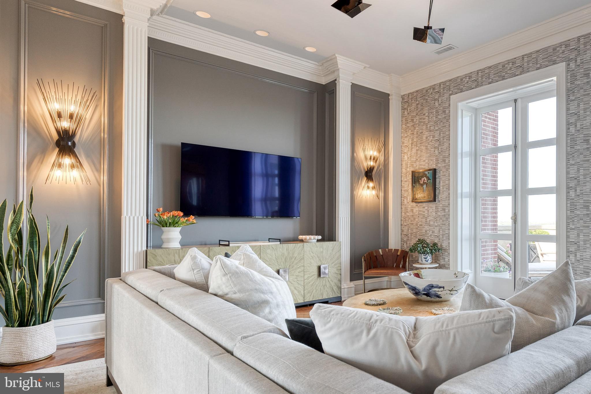 TUSCANY-CANTERBURY - Residential