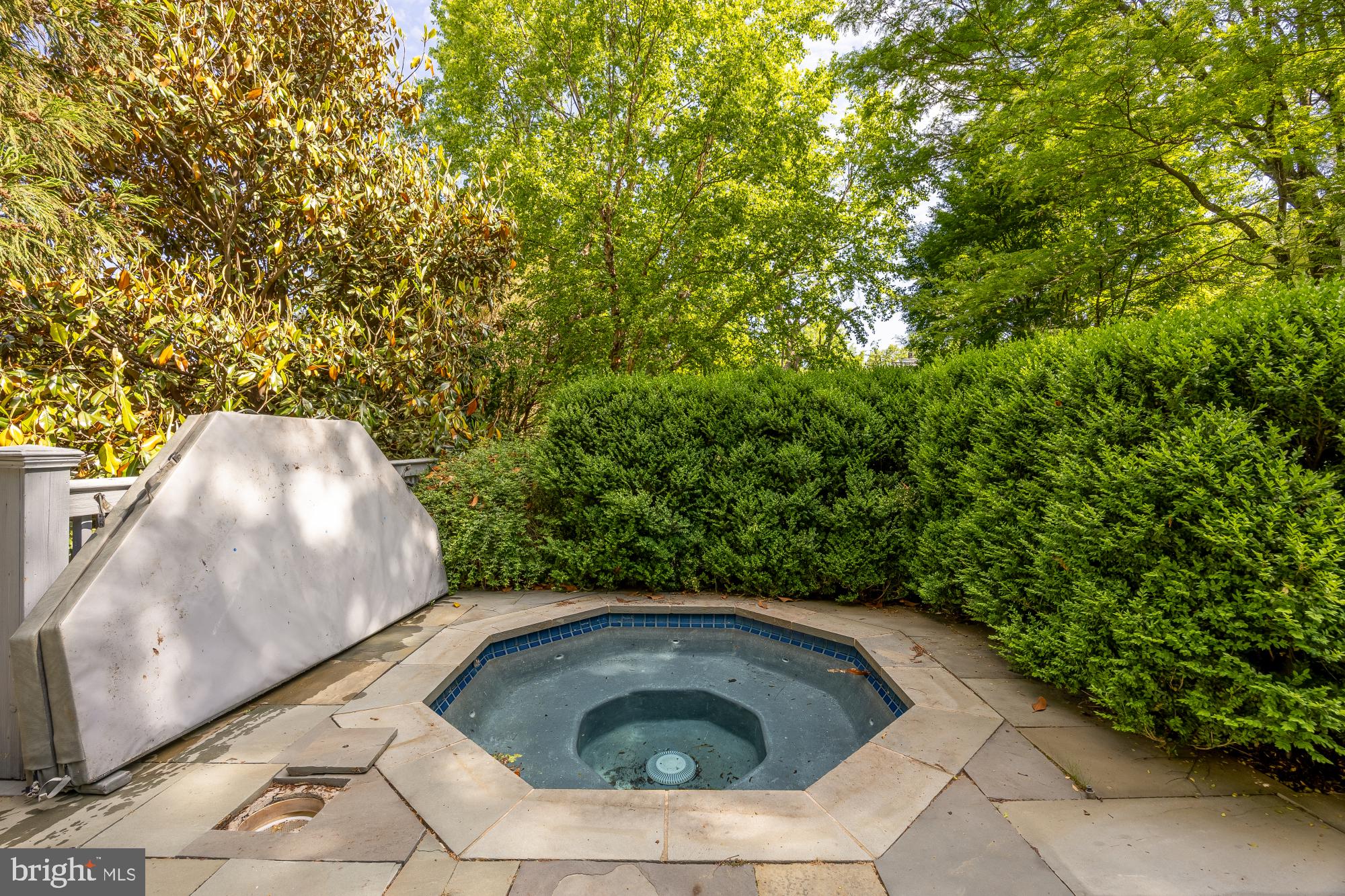 NORWOOD HEIGHTS - Residential
