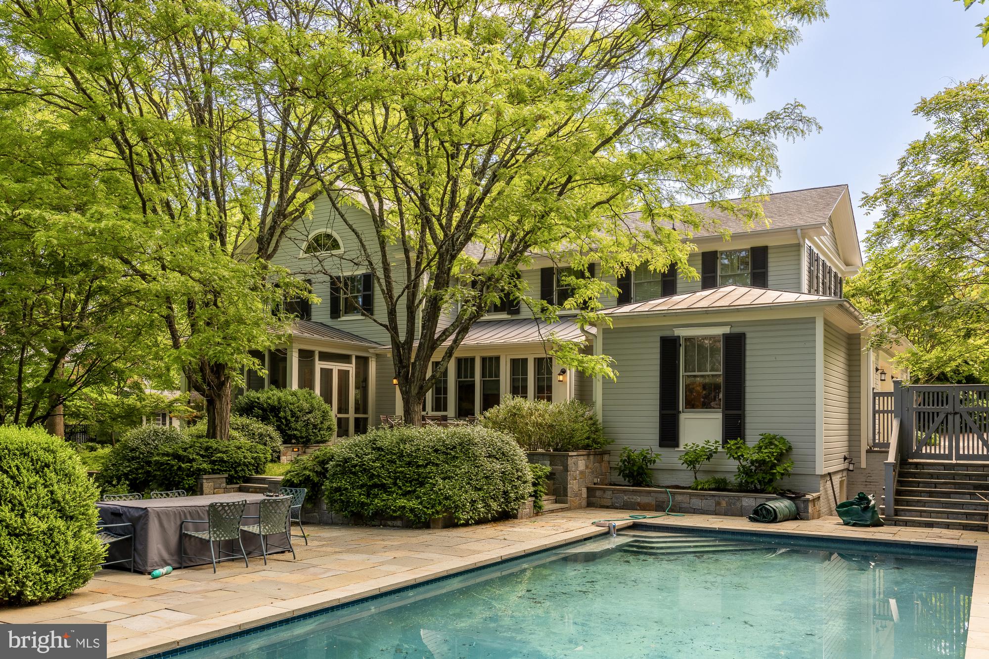 NORWOOD HEIGHTS - Residential