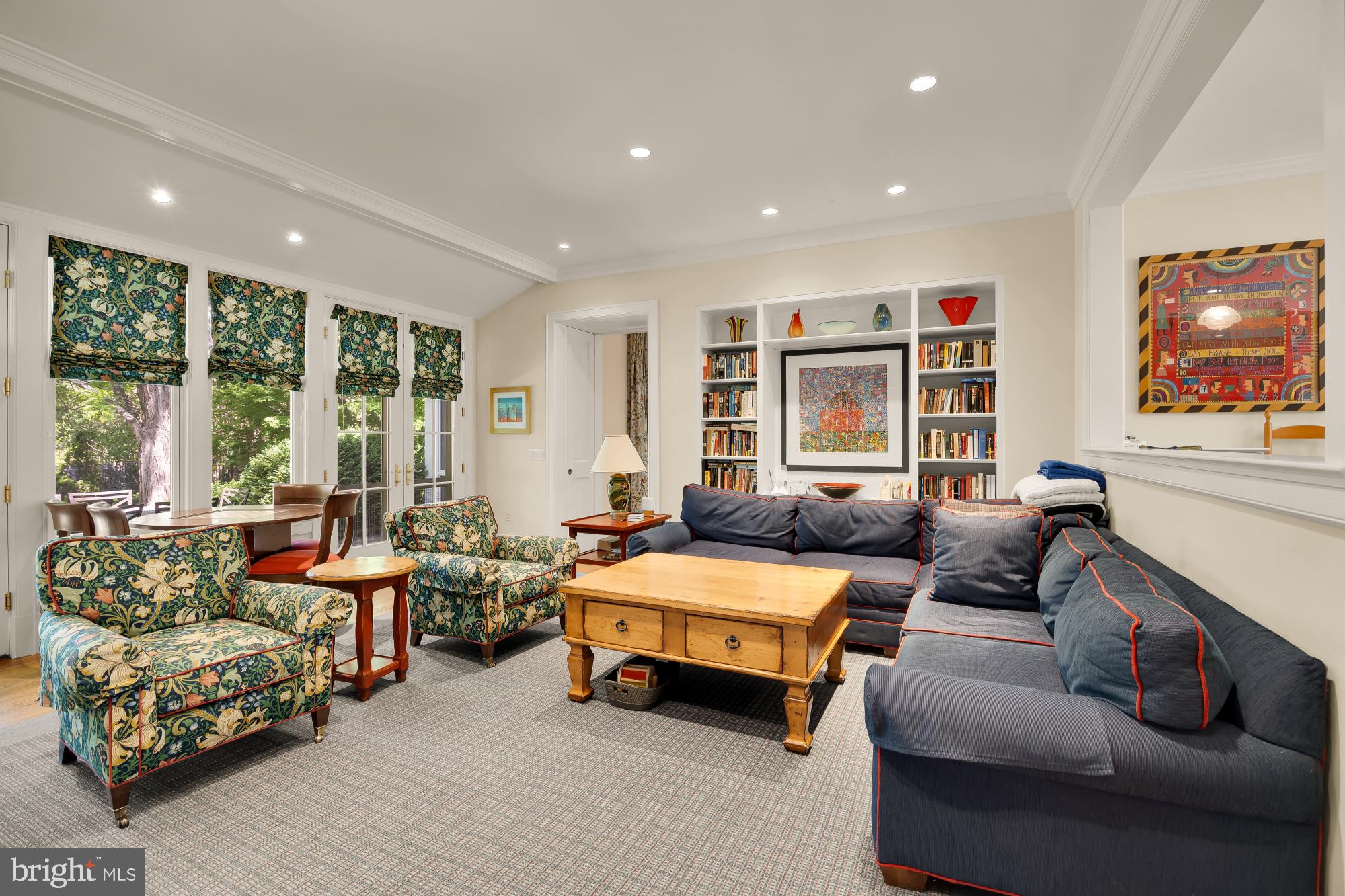 NORWOOD HEIGHTS - Residential