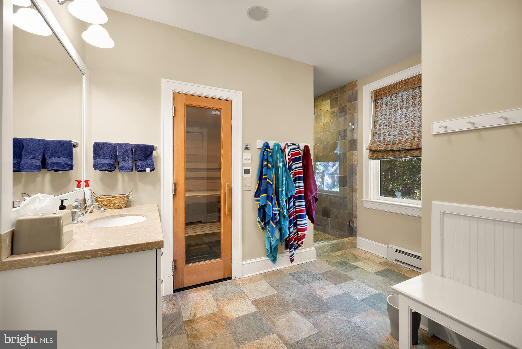NORWOOD HEIGHTS - Residential