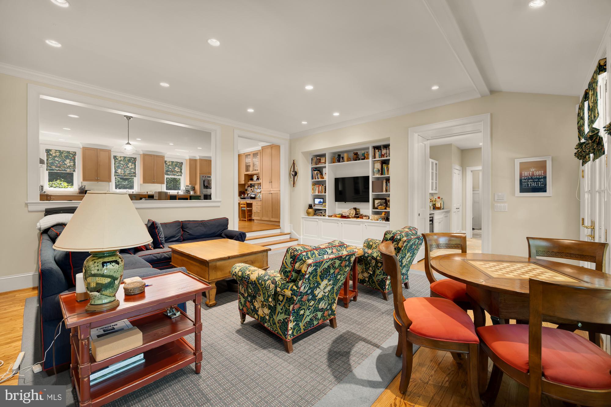 NORWOOD HEIGHTS - Residential