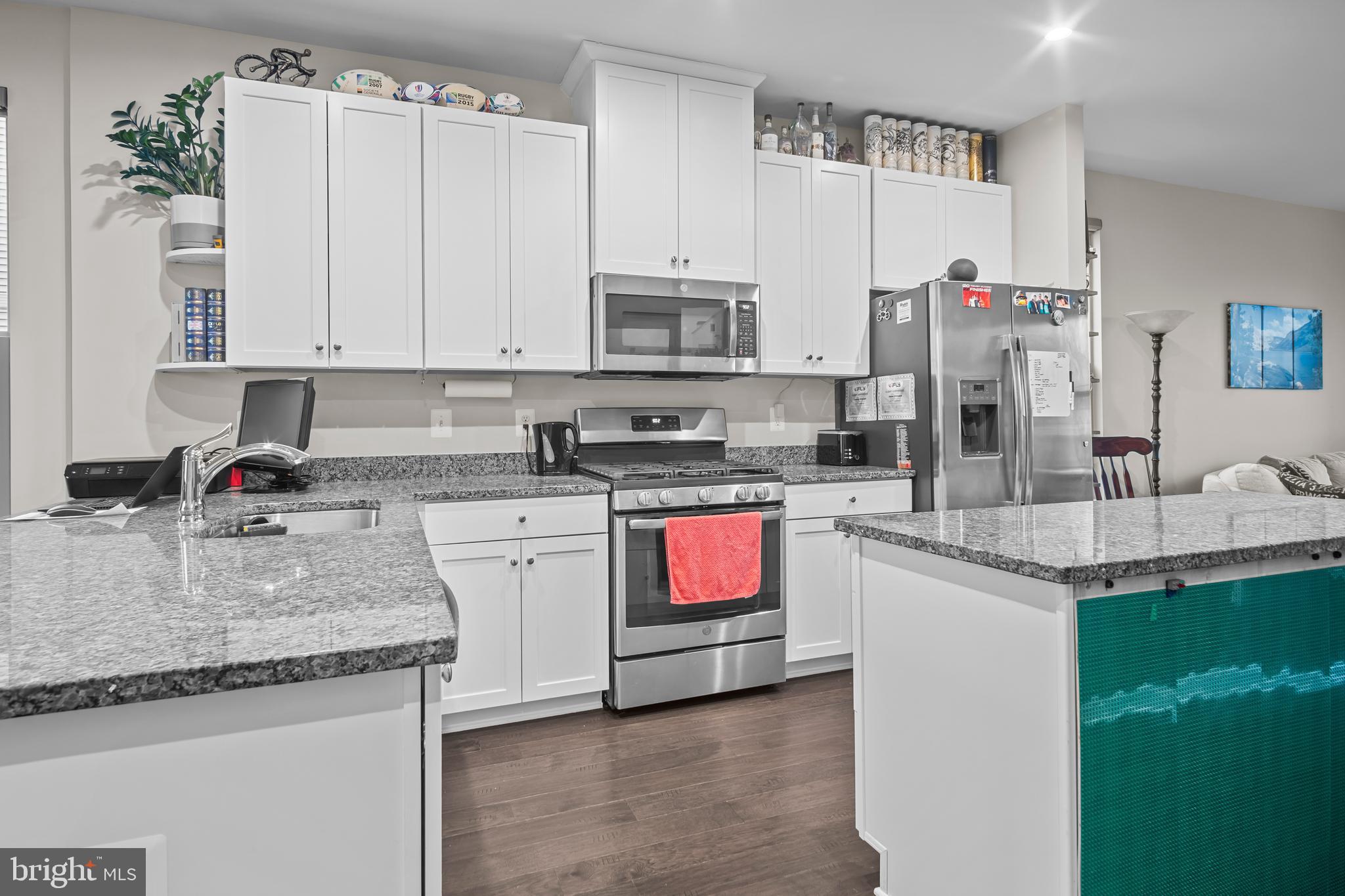 TRAILSIDE - Residential Lease