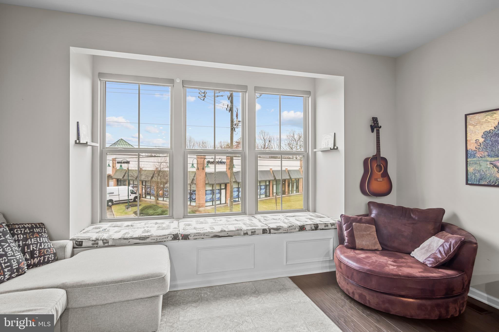TRAILSIDE - Residential Lease