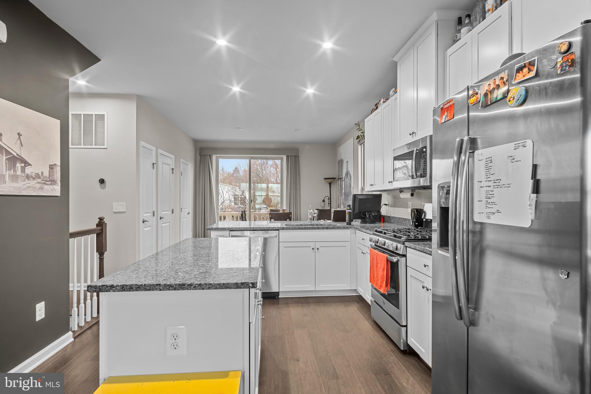 TRAILSIDE - Residential Lease