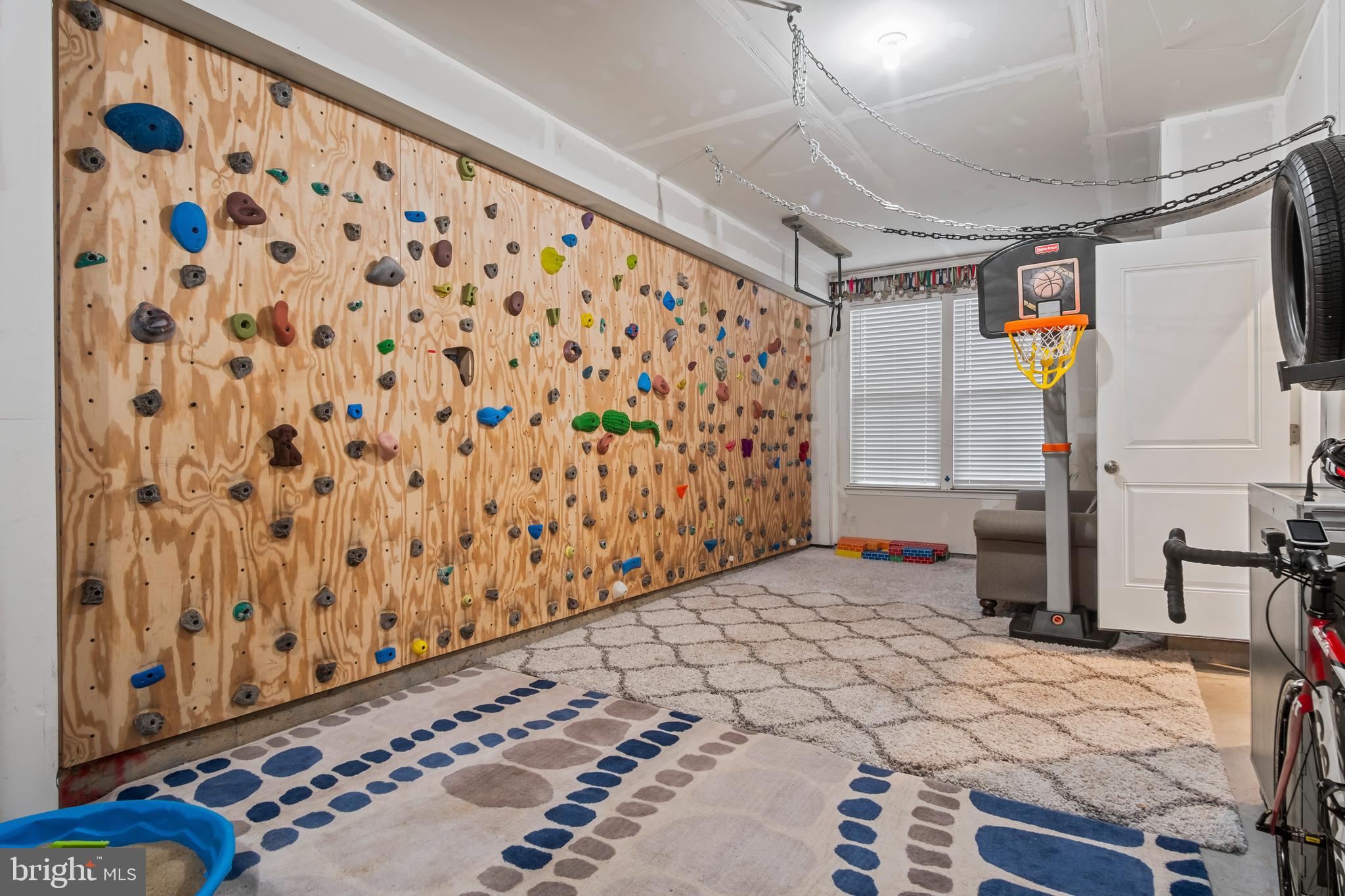 TRAILSIDE - Residential Lease