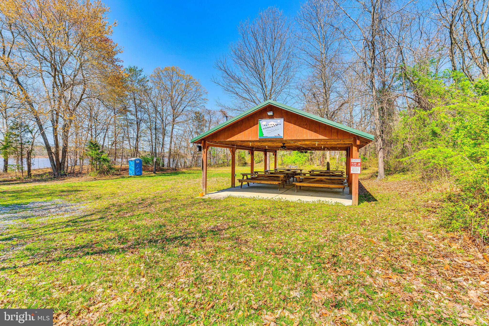 FERRY LANDING WOODS - Residential