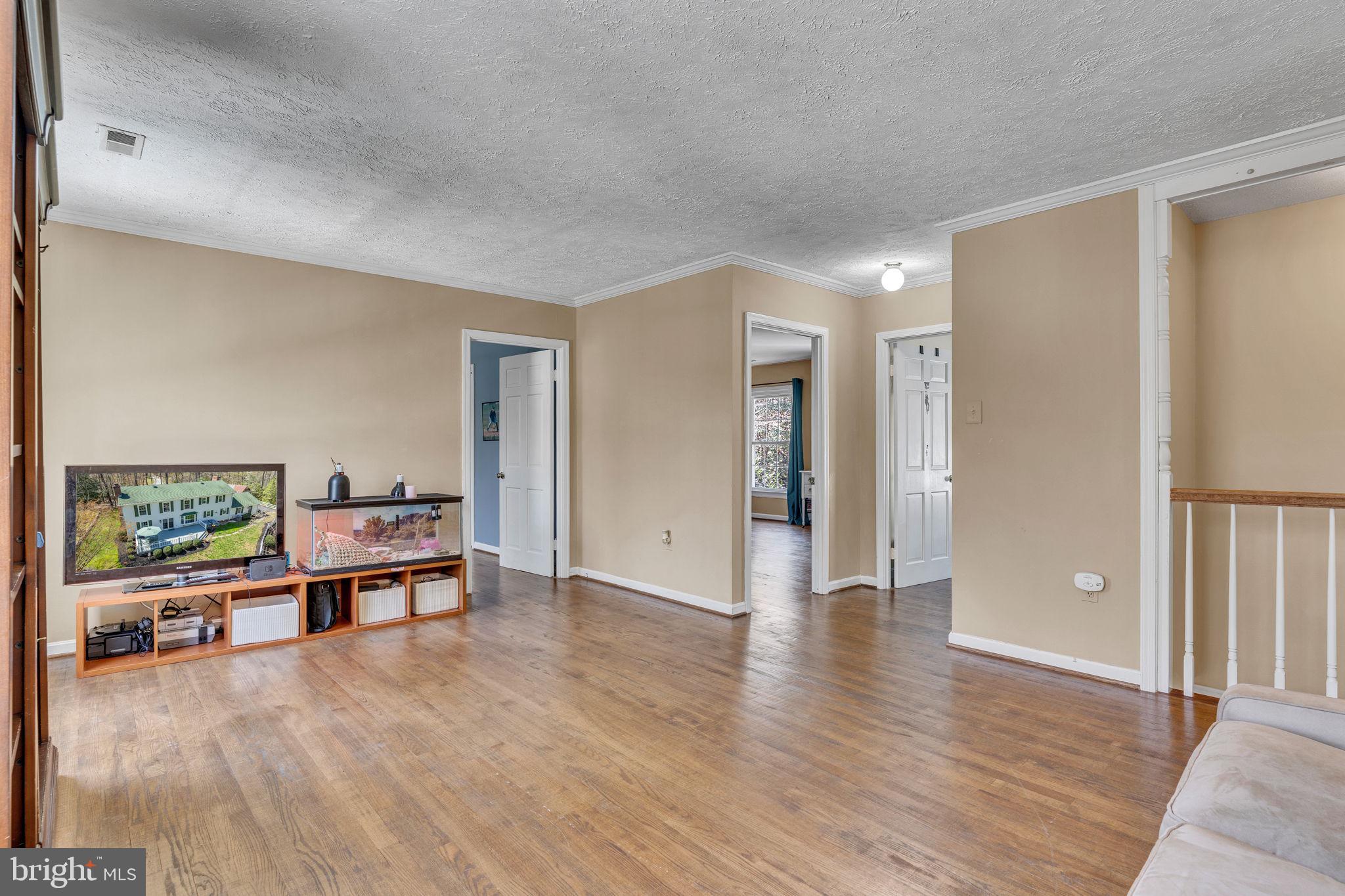 FERRY LANDING WOODS - Residential