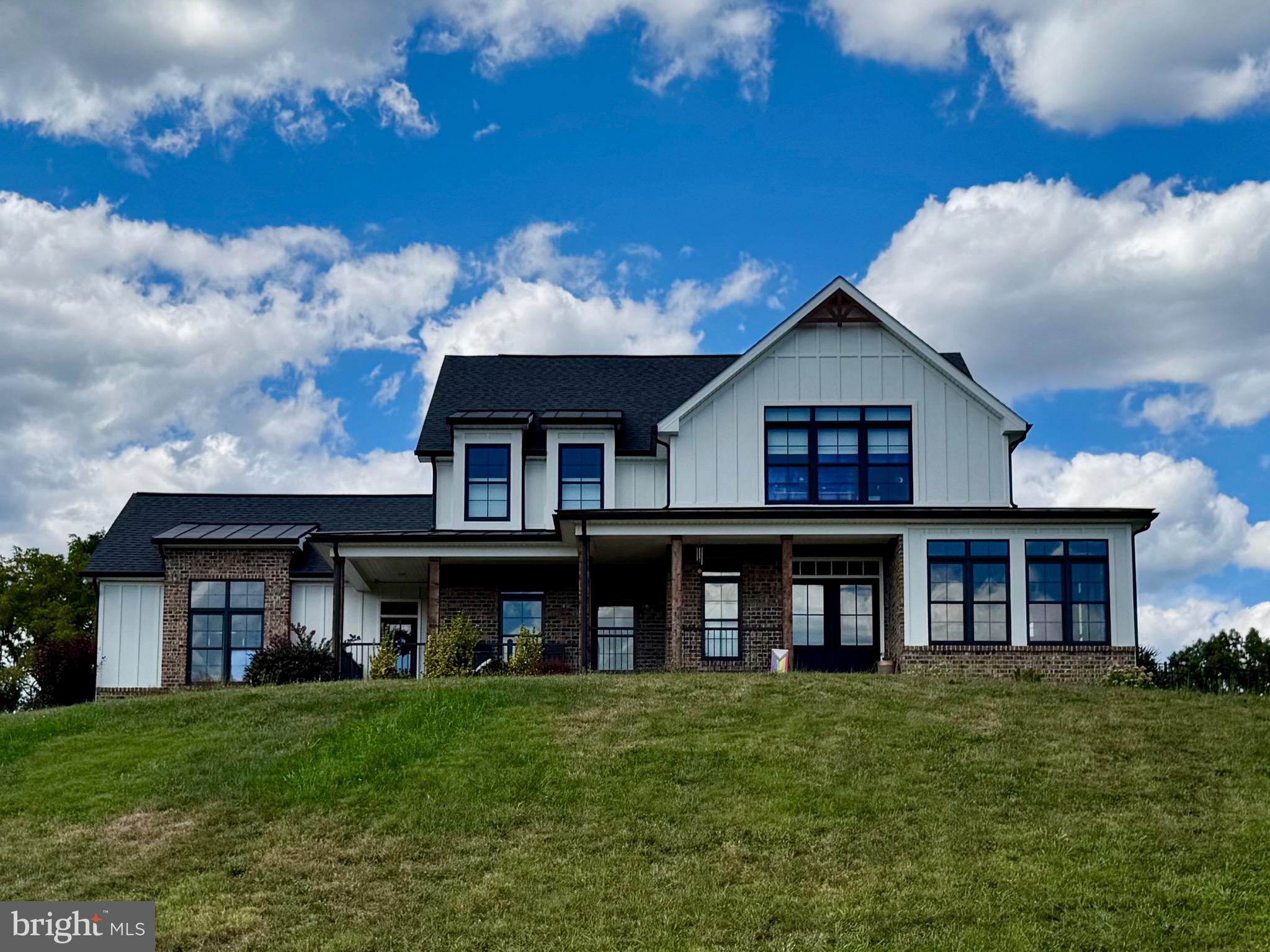 WOODLAND SPRINGS - Residential