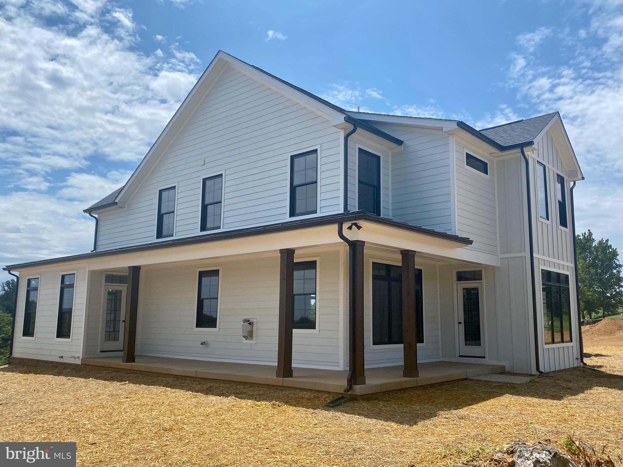 WOODLAND SPRINGS - Residential