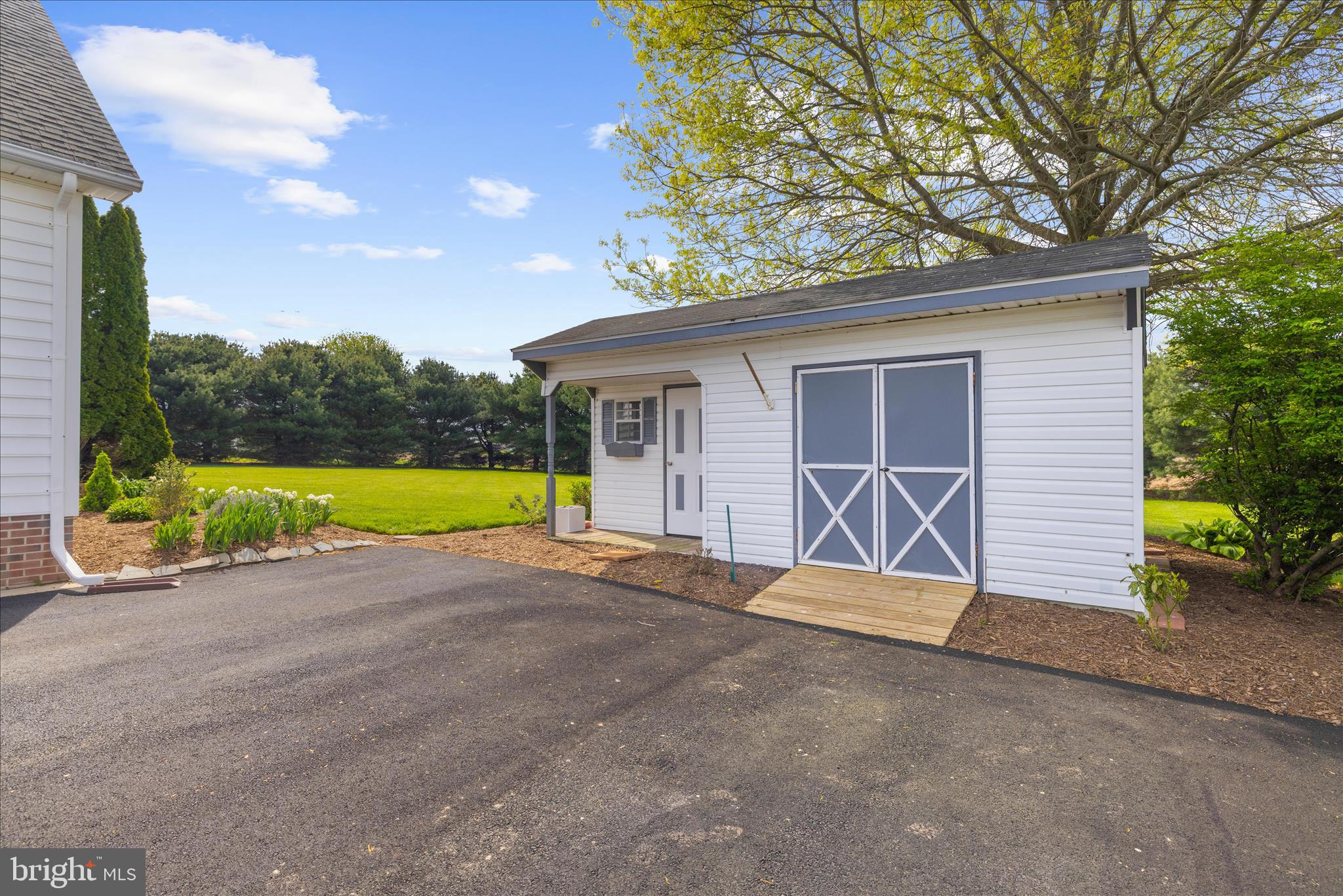 CENTREVILLE - Residential