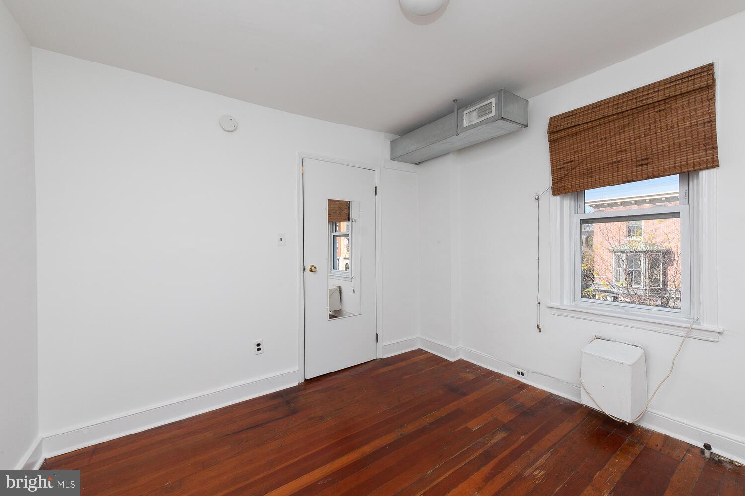 MANAYUNK - Residential Lease