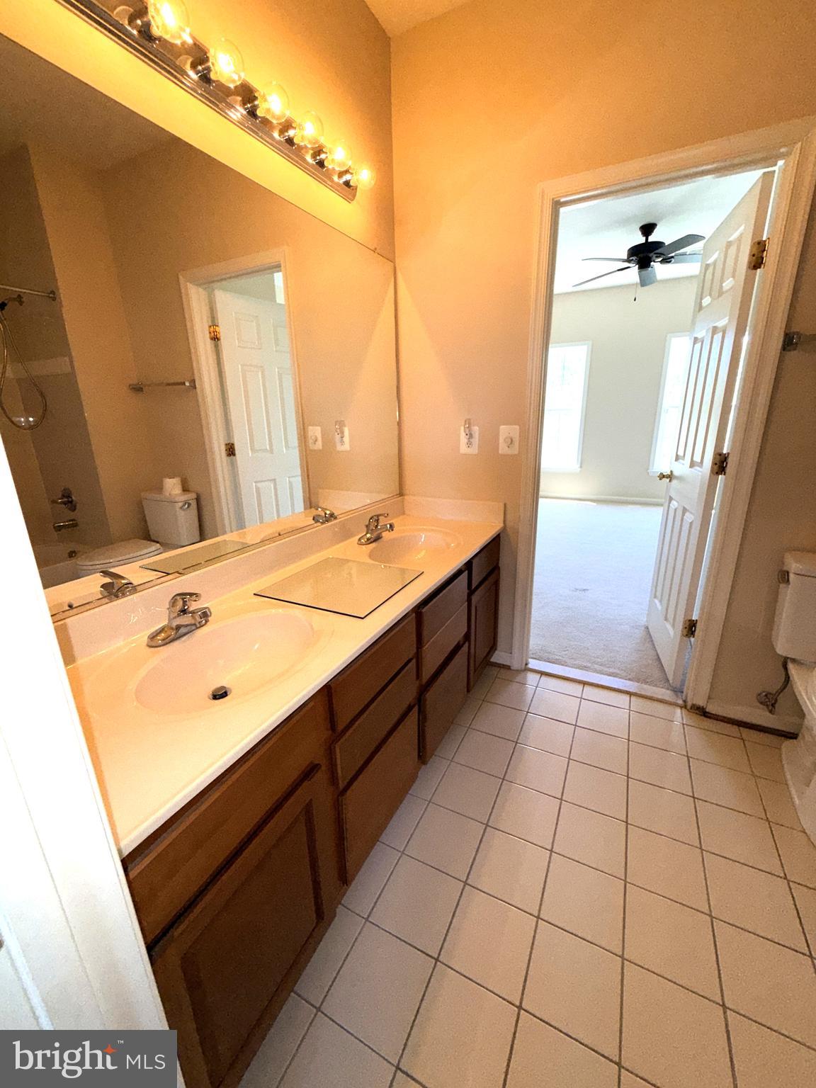 GATES MILL ESTATES - Residential