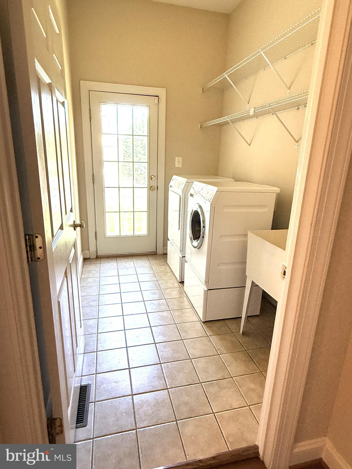 GATES MILL ESTATES - Residential