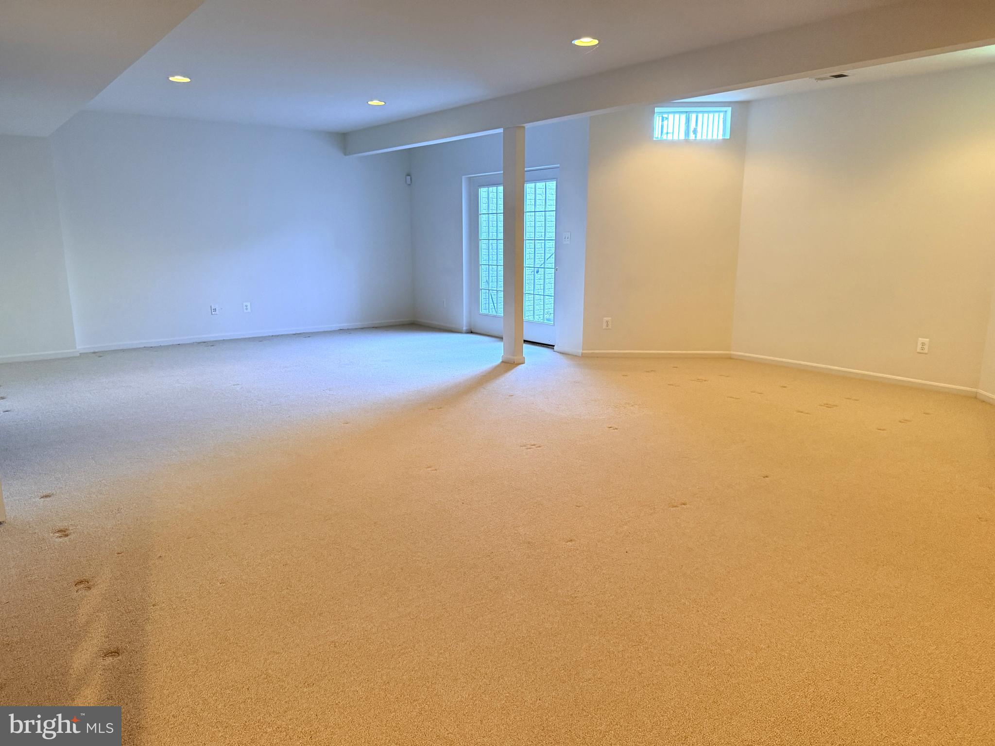 GATES MILL ESTATES - Residential