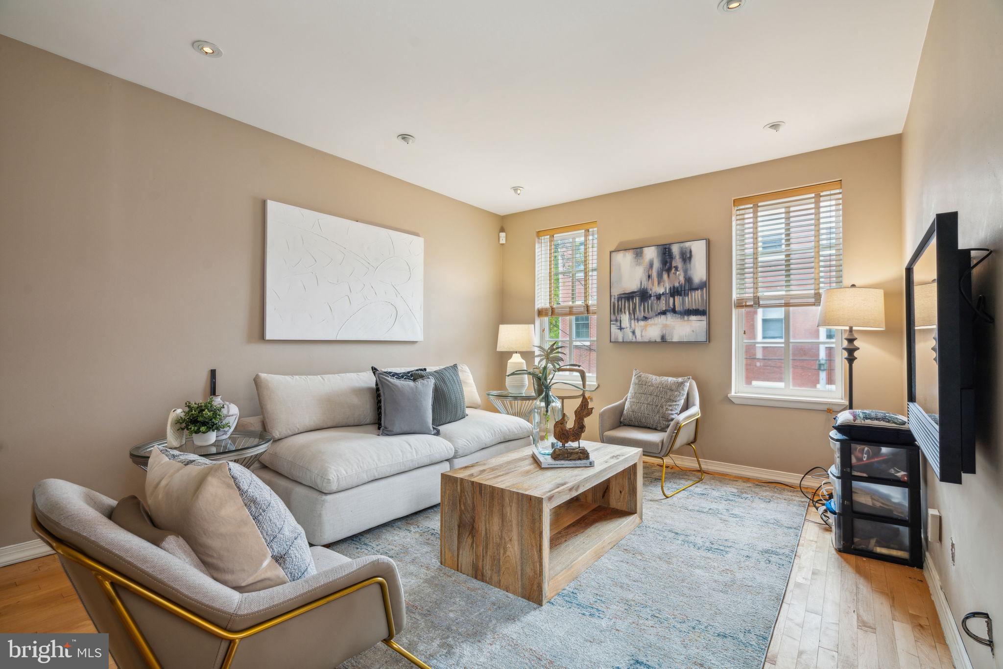 RITTENHOUSE SQUARE - Residential