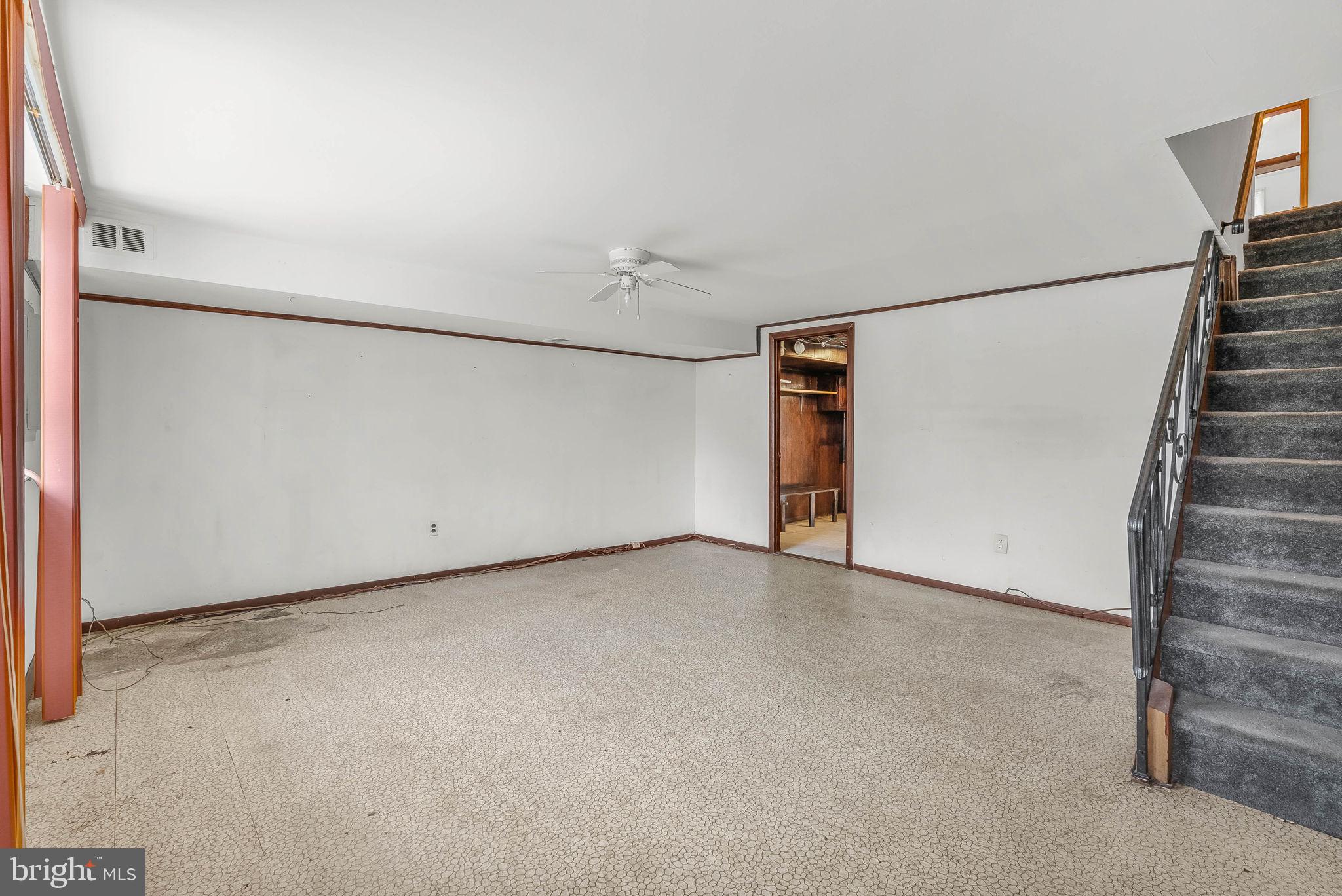 ROXBOROUGH - Residential