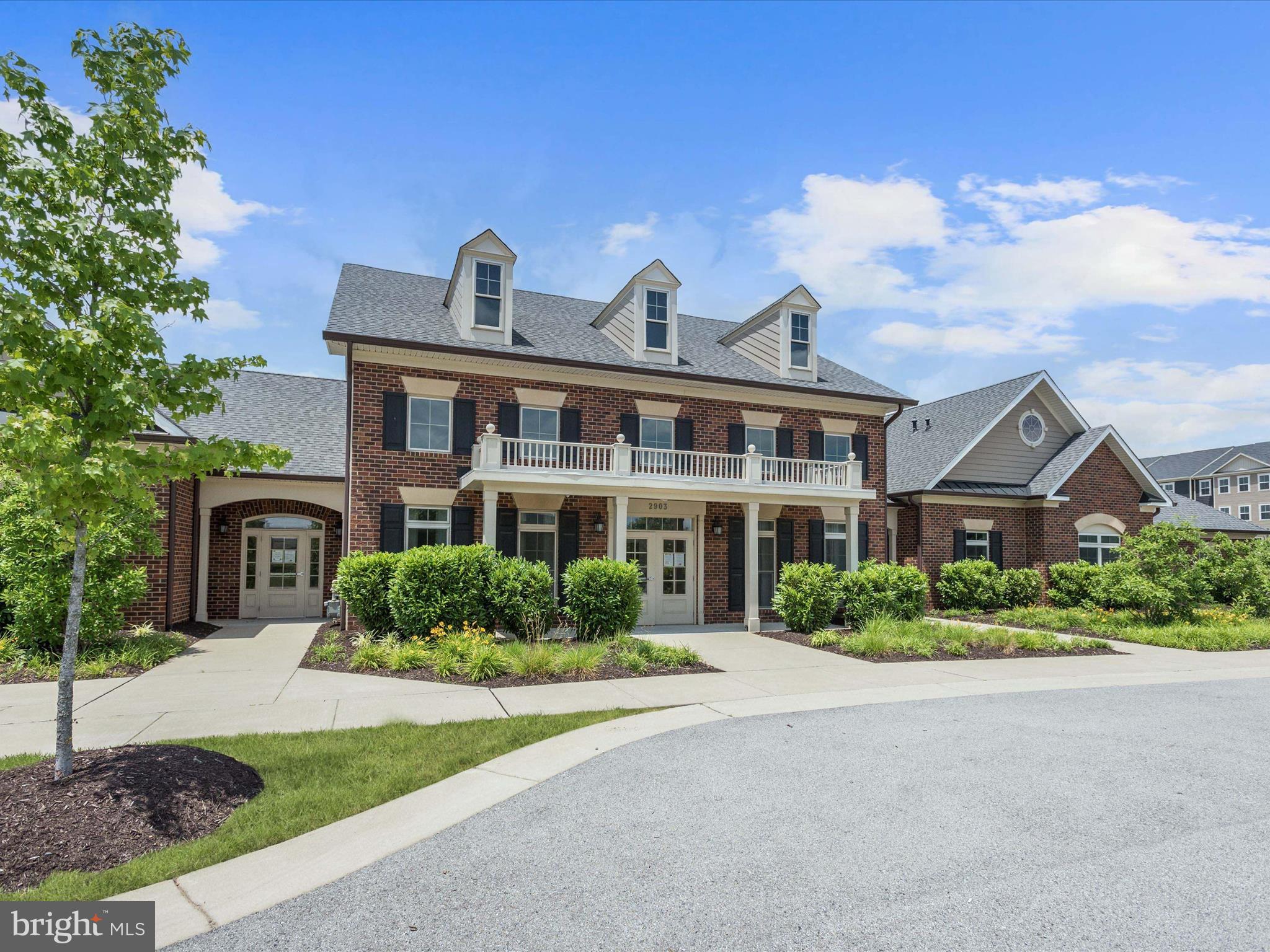 PARKSIDE - Residential