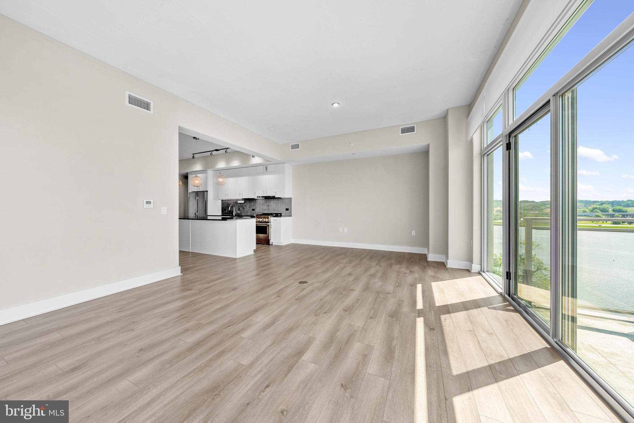 SW WATERFRONT - Residential