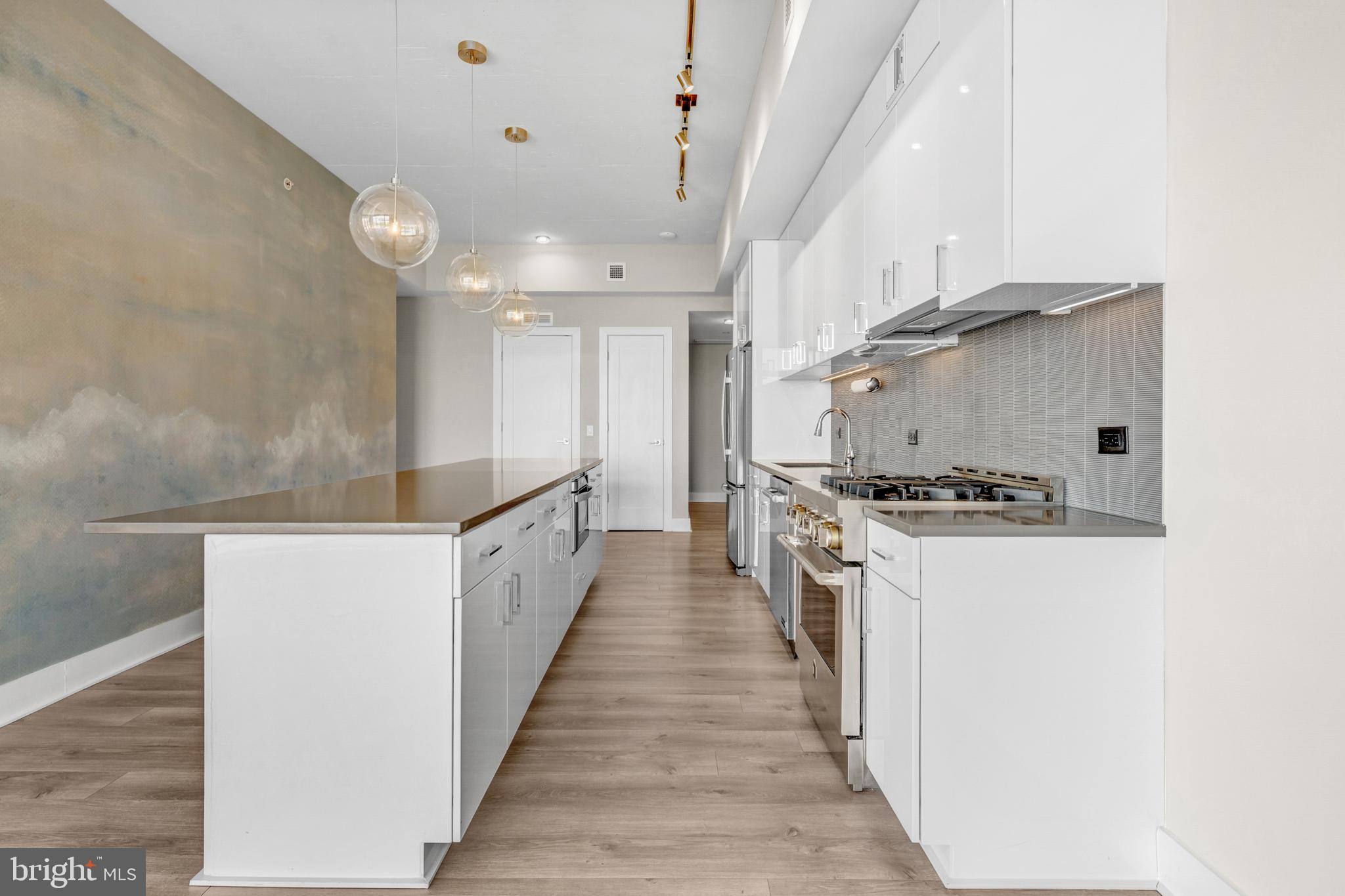 SW WATERFRONT - Residential