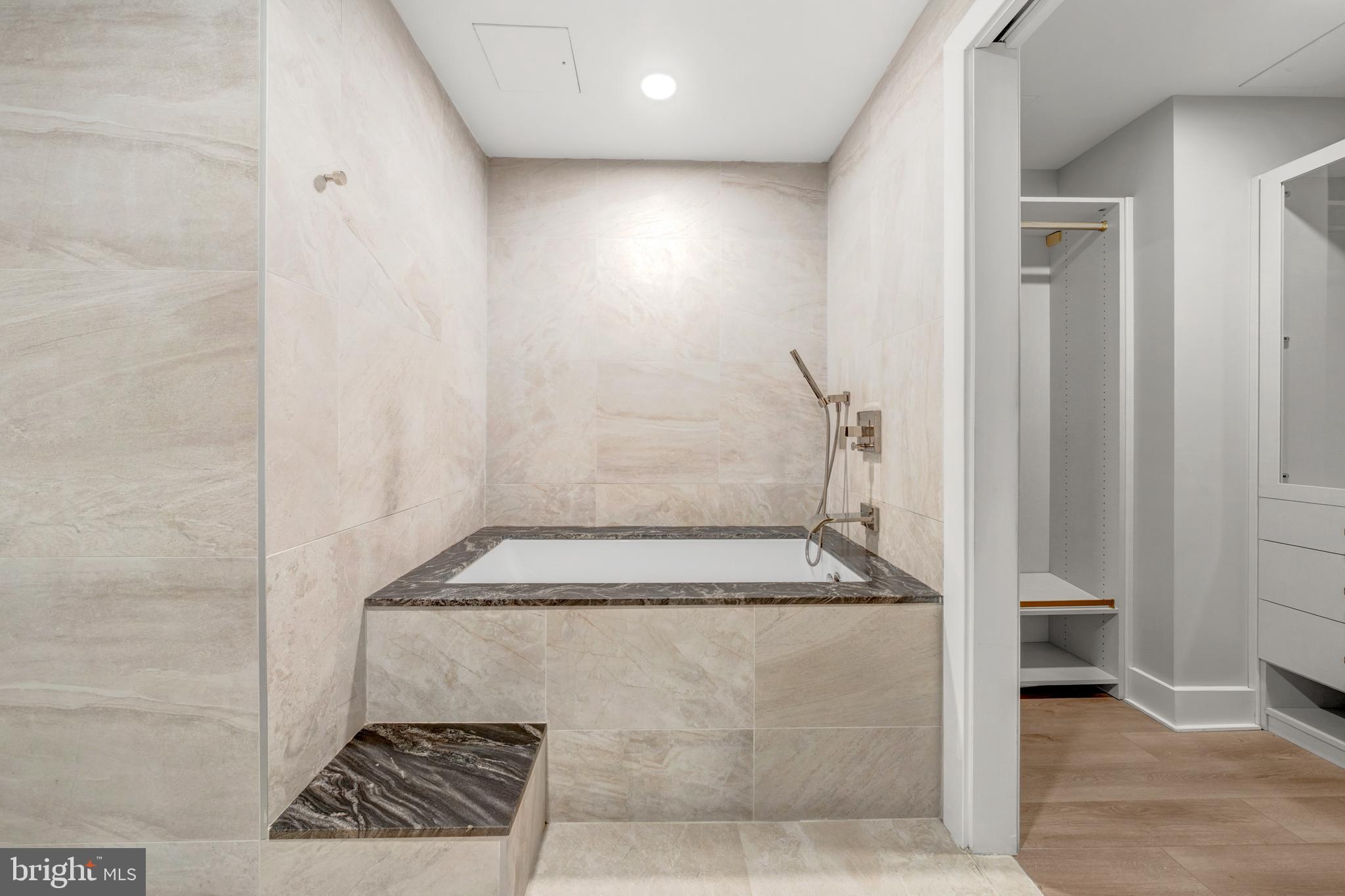SW WATERFRONT - Residential