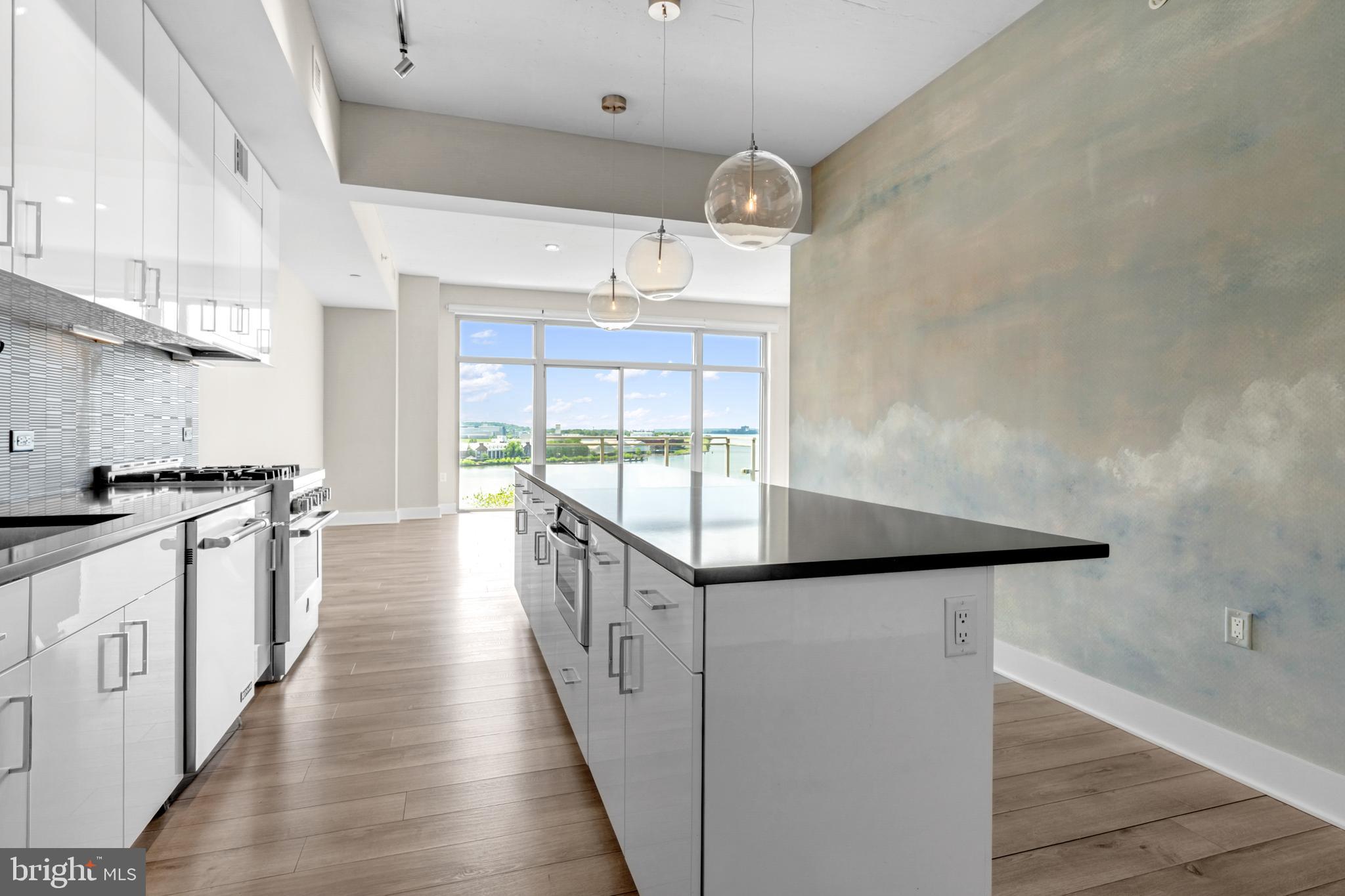 SW WATERFRONT - Residential