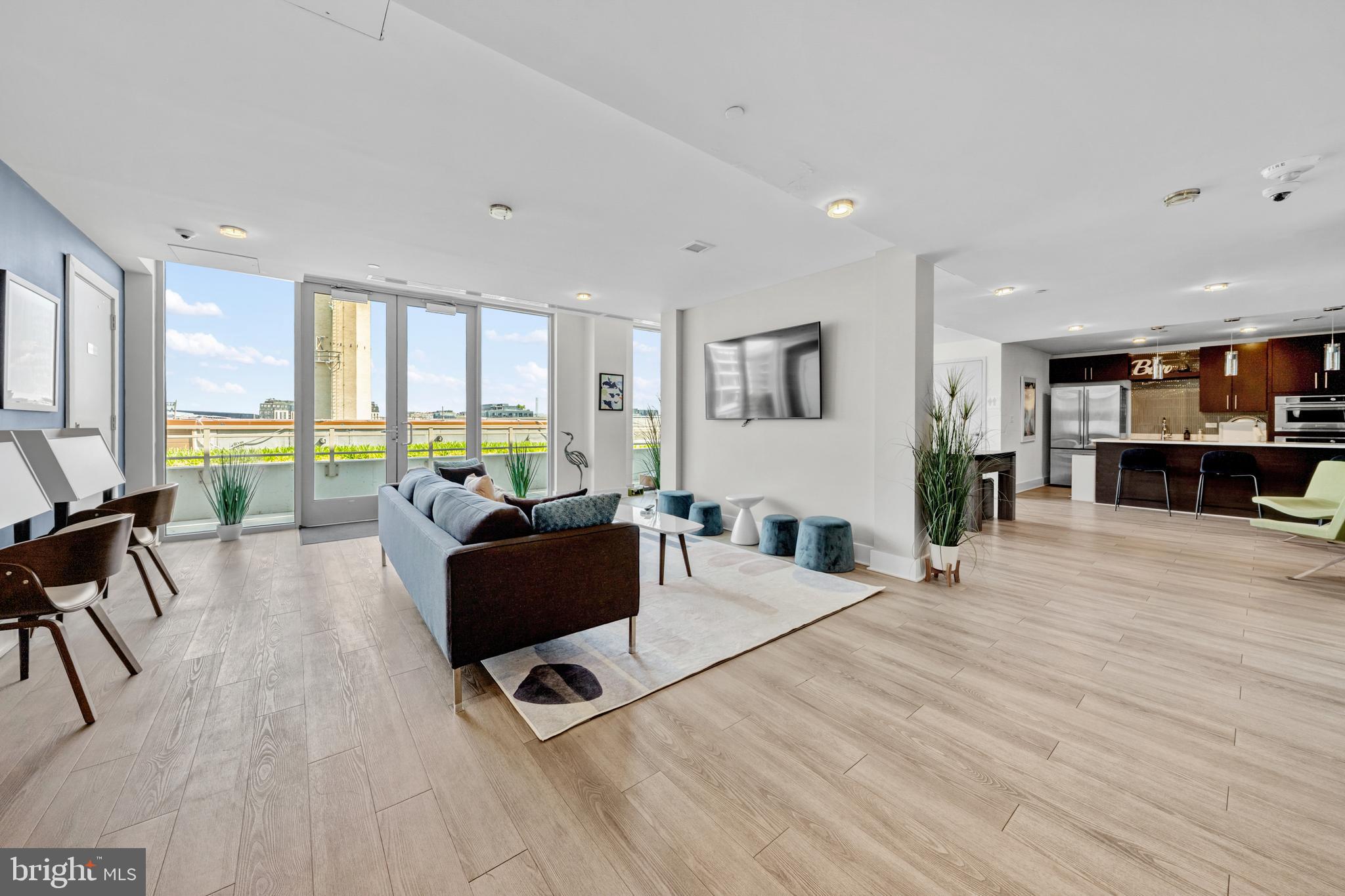 SW WATERFRONT - Residential