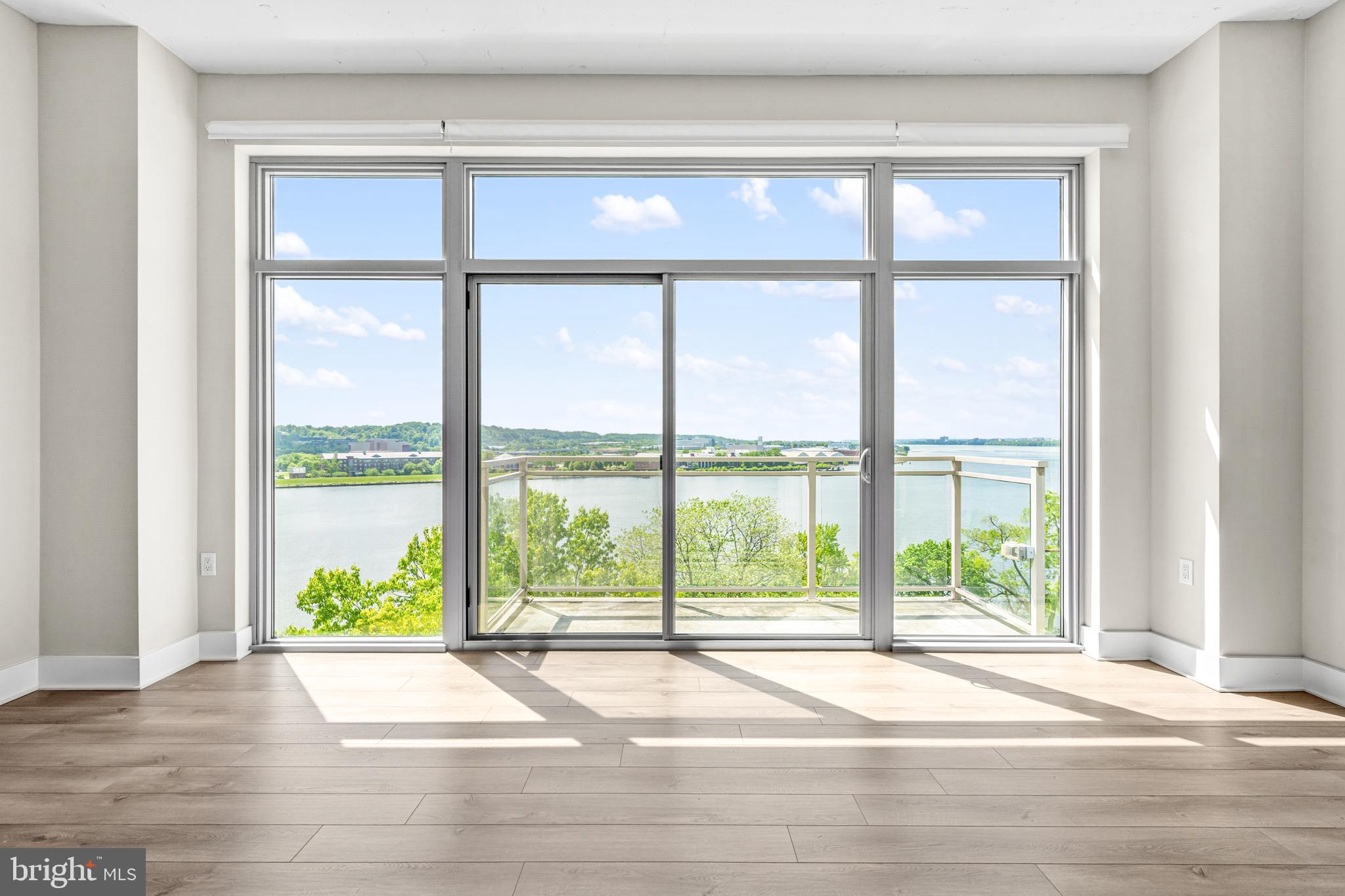 SW WATERFRONT - Residential