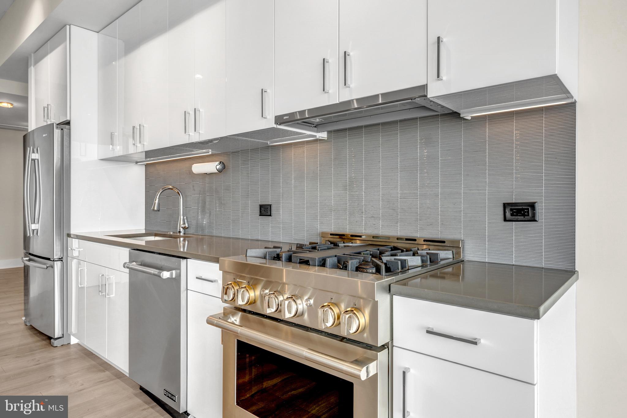 SW WATERFRONT - Residential