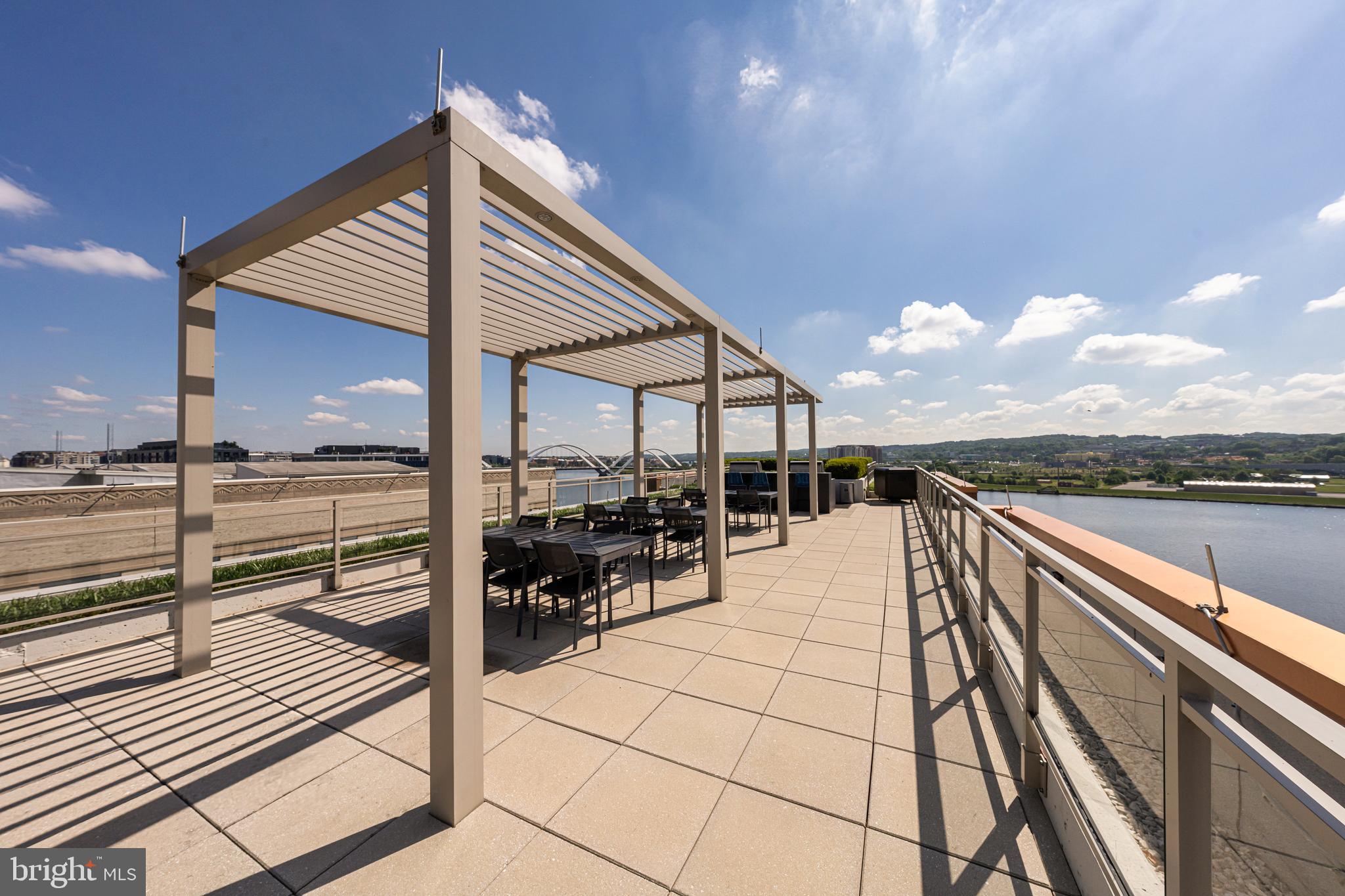 SW WATERFRONT - Residential