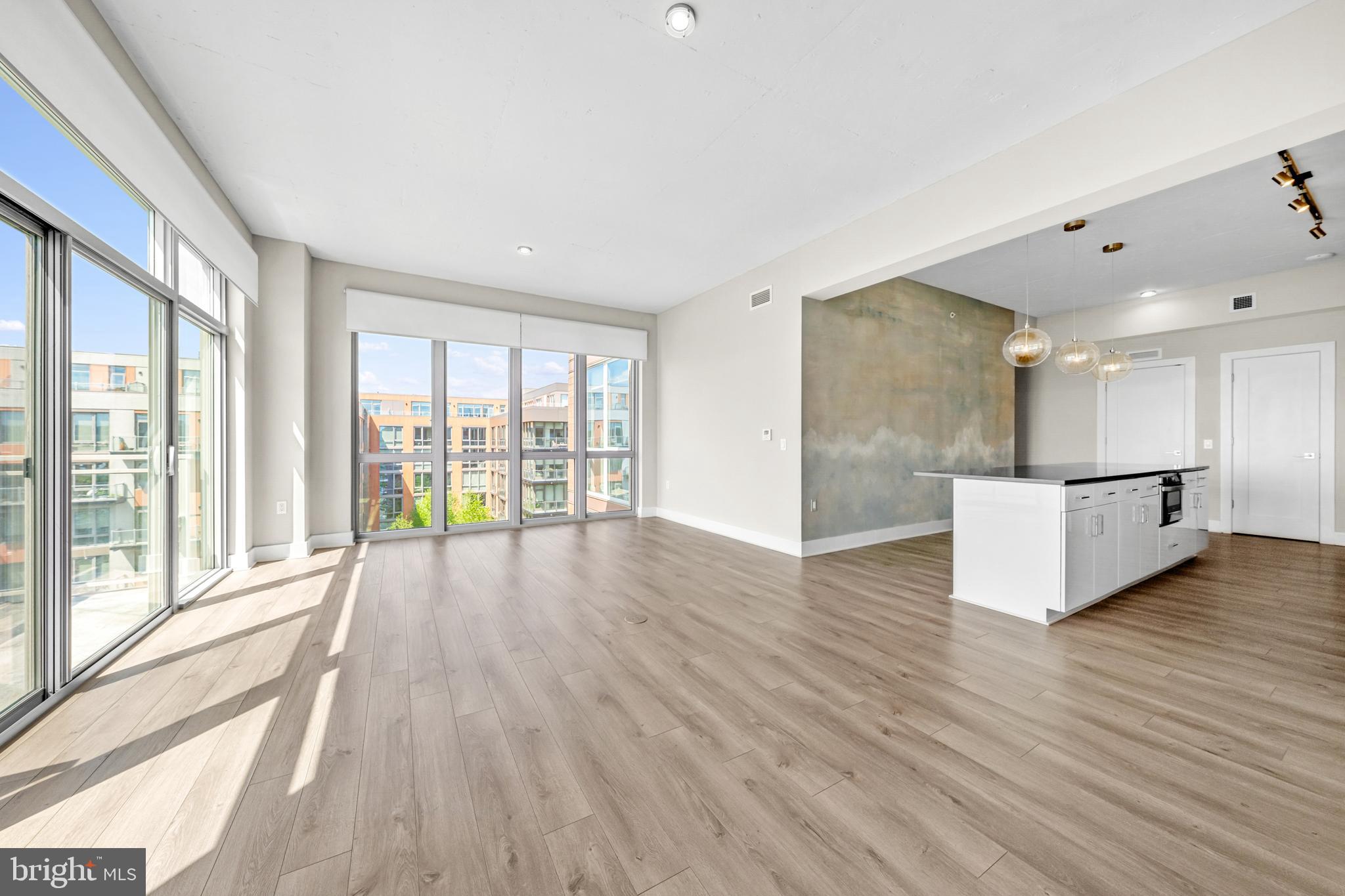 SW WATERFRONT - Residential