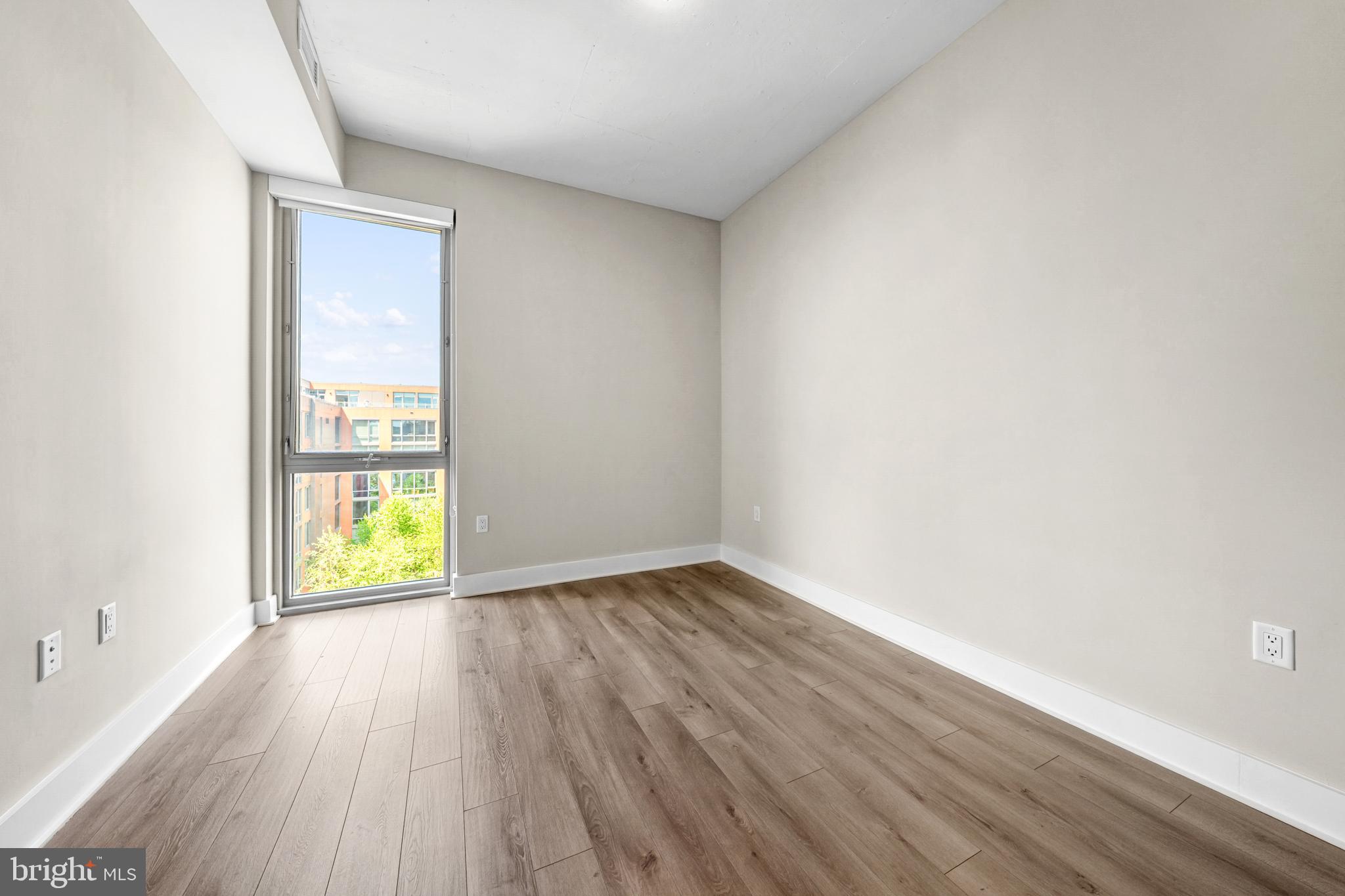 SW WATERFRONT - Residential