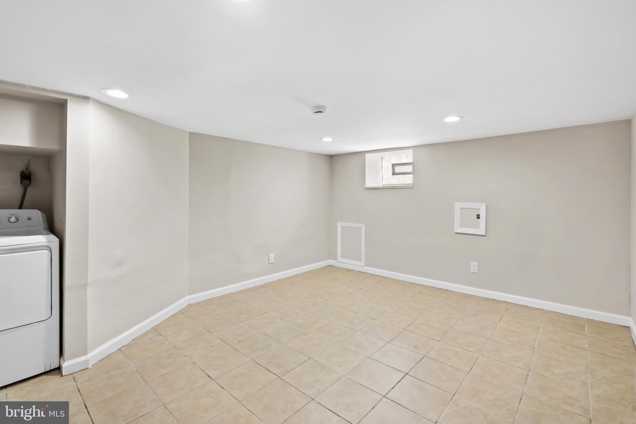 TEMPLE UNIVERSITY - Residential