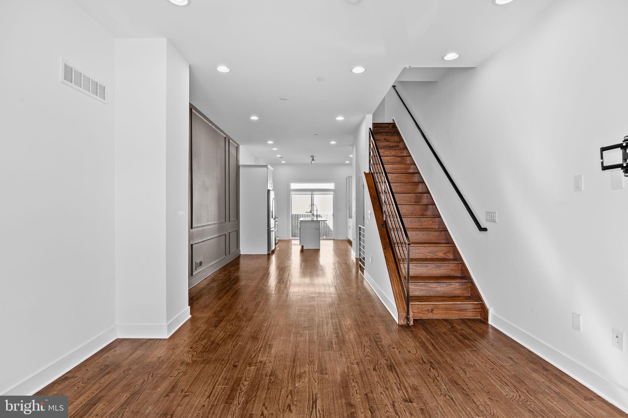 POINT BREEZE - Residential Lease