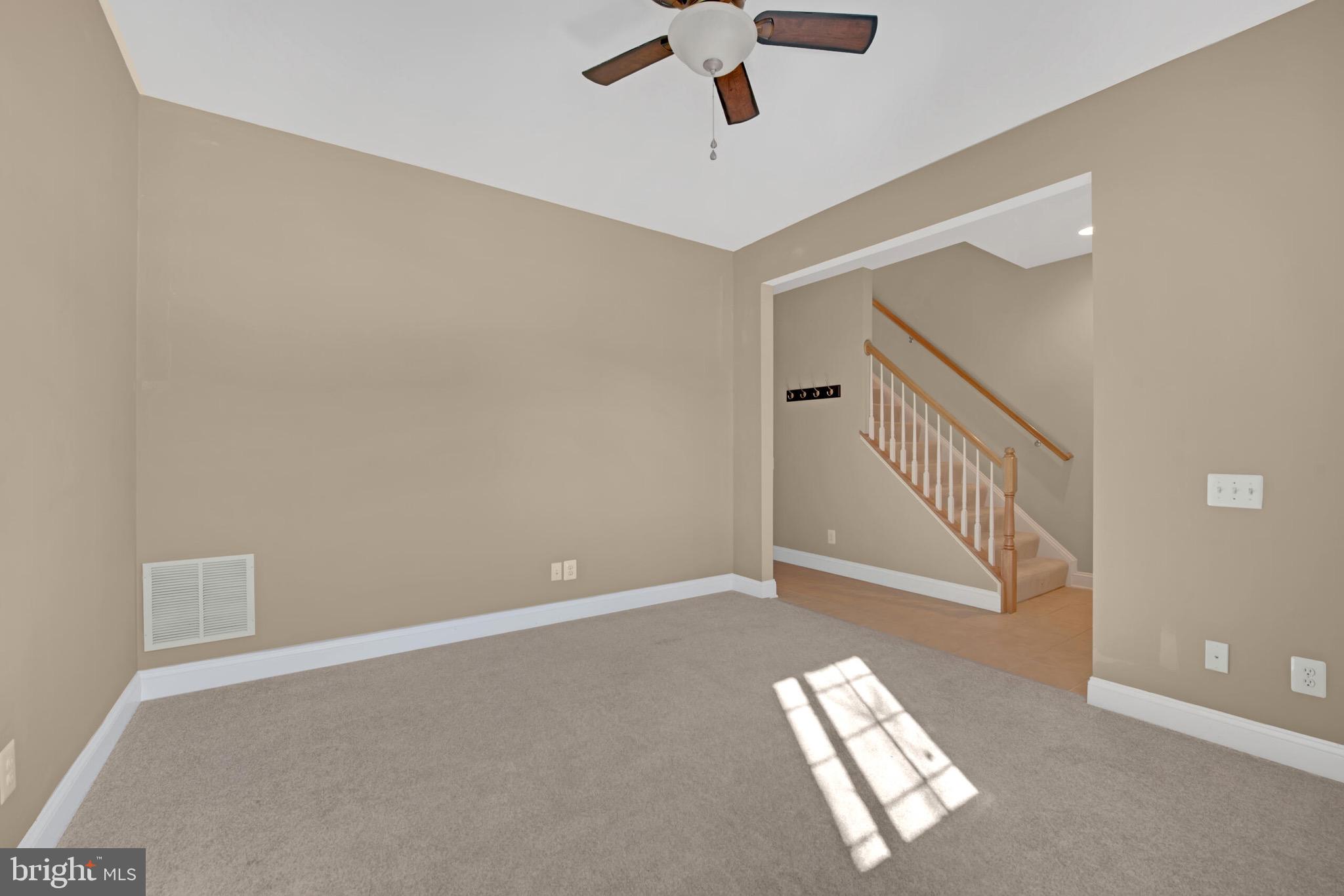 GOOSE CREEK VILLAGE NORTH - Residential Lease