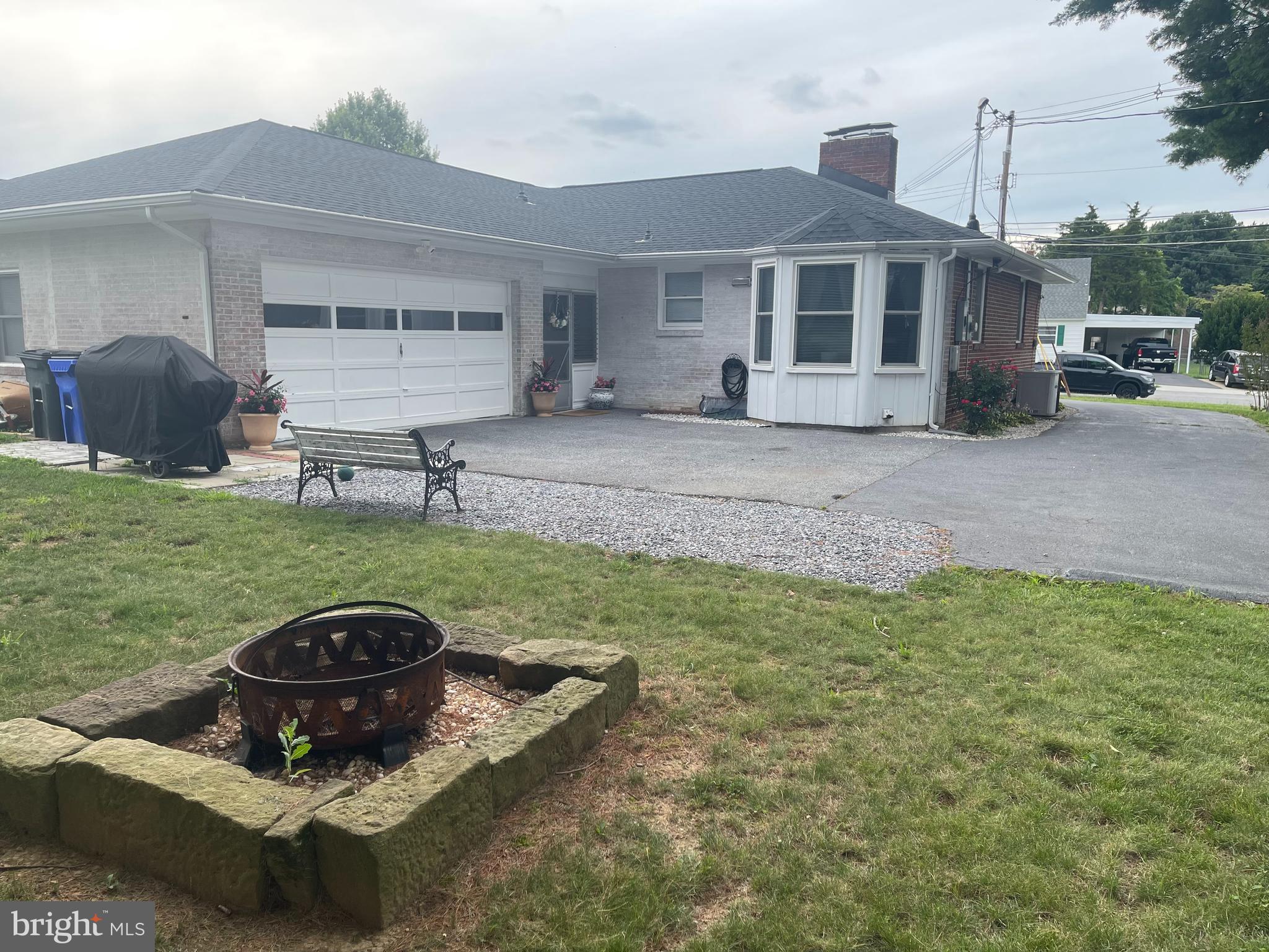 HAGERSTOWN - Residential