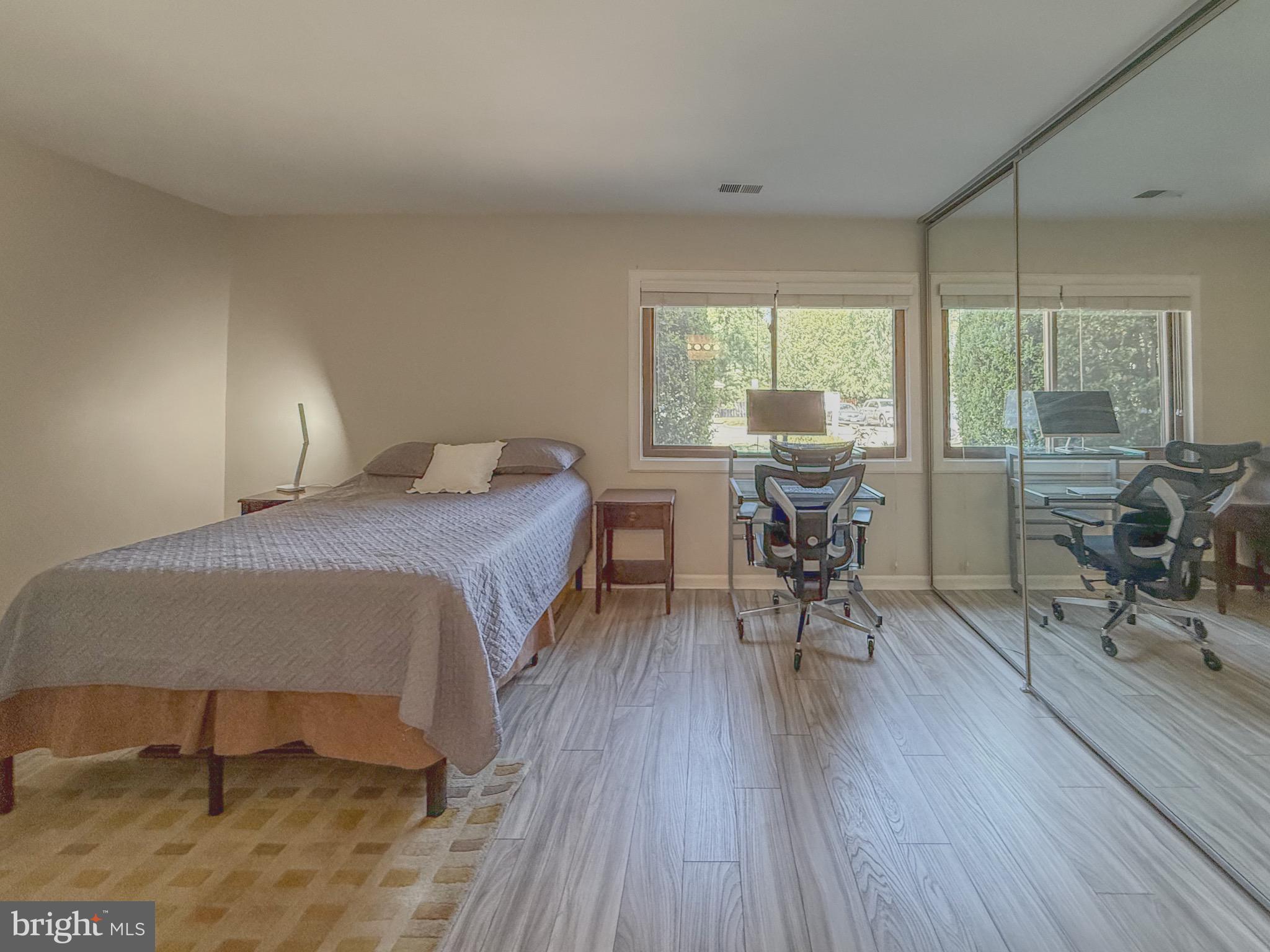 MOSBYS LANDING - Residential