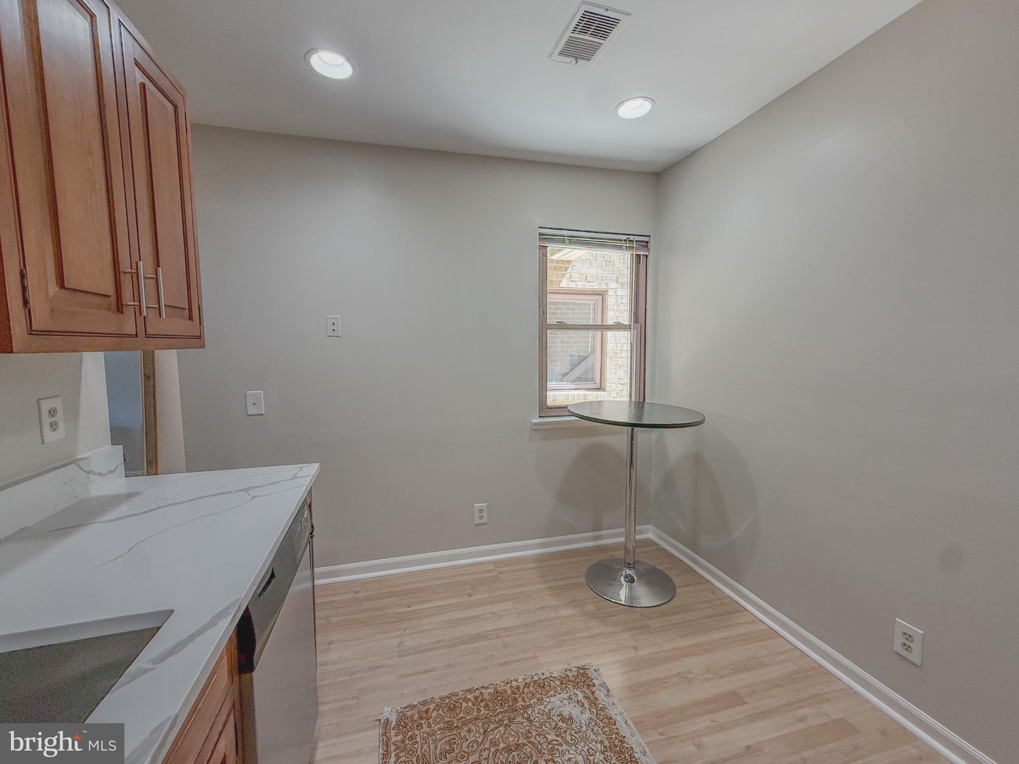 MOSBYS LANDING - Residential
