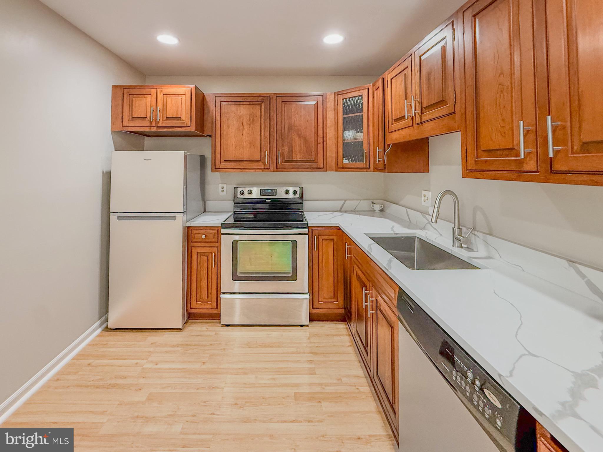 MOSBYS LANDING - Residential