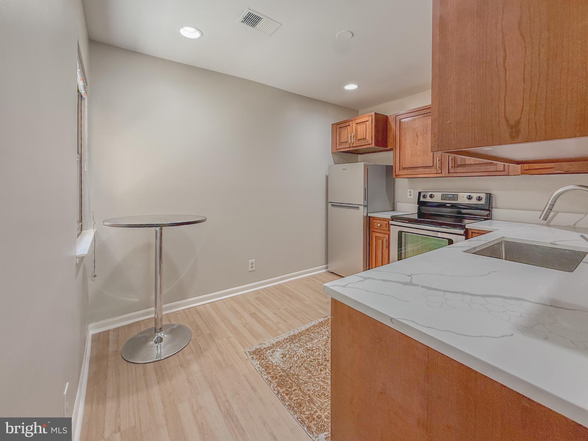MOSBYS LANDING - Residential