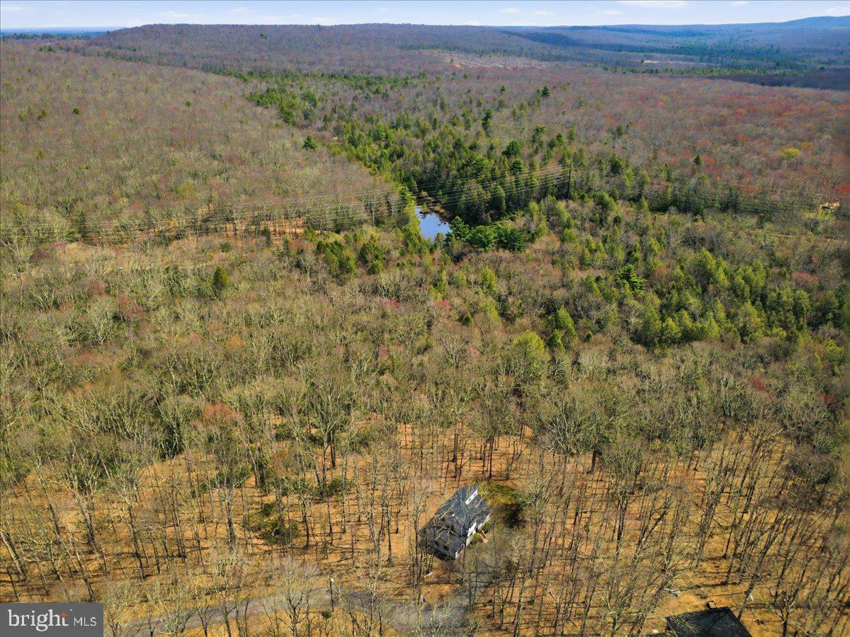 HOLIDAY POCONO - Residential