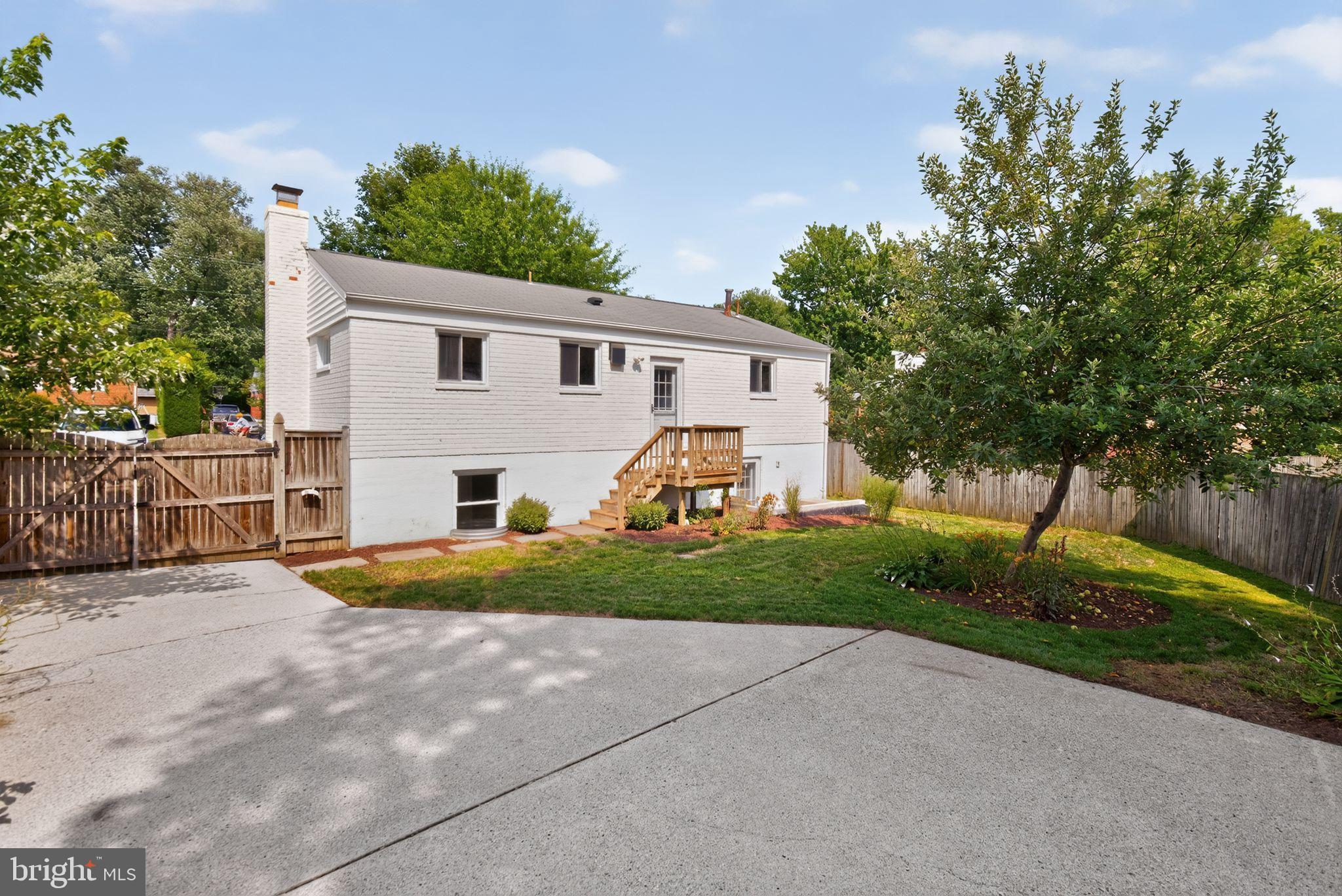 RANDOLPH HILLS - Residential