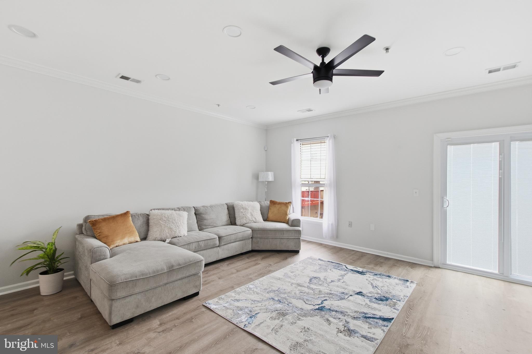 WELLFLEET MEWS - Residential