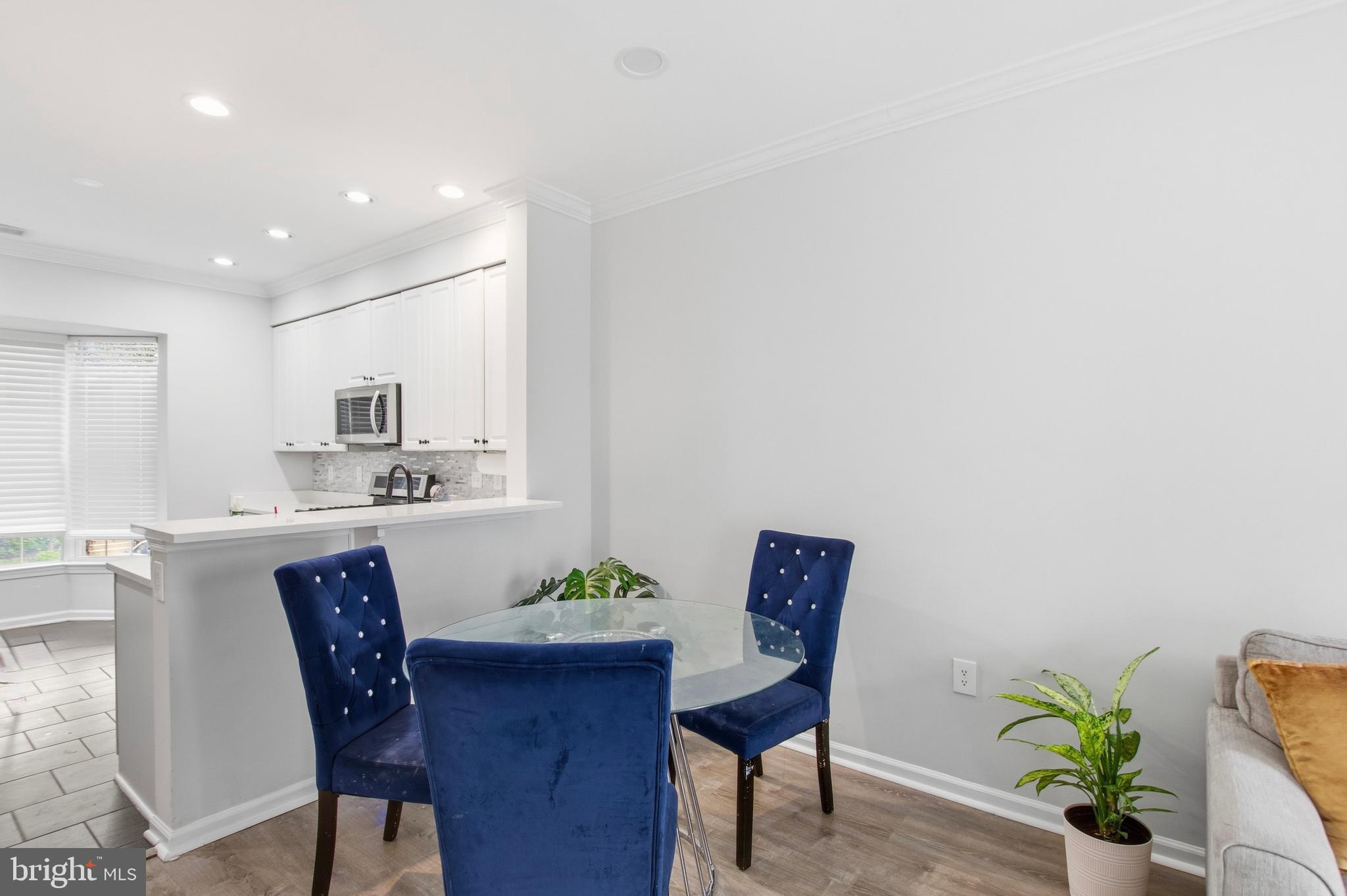 WELLFLEET MEWS - Residential