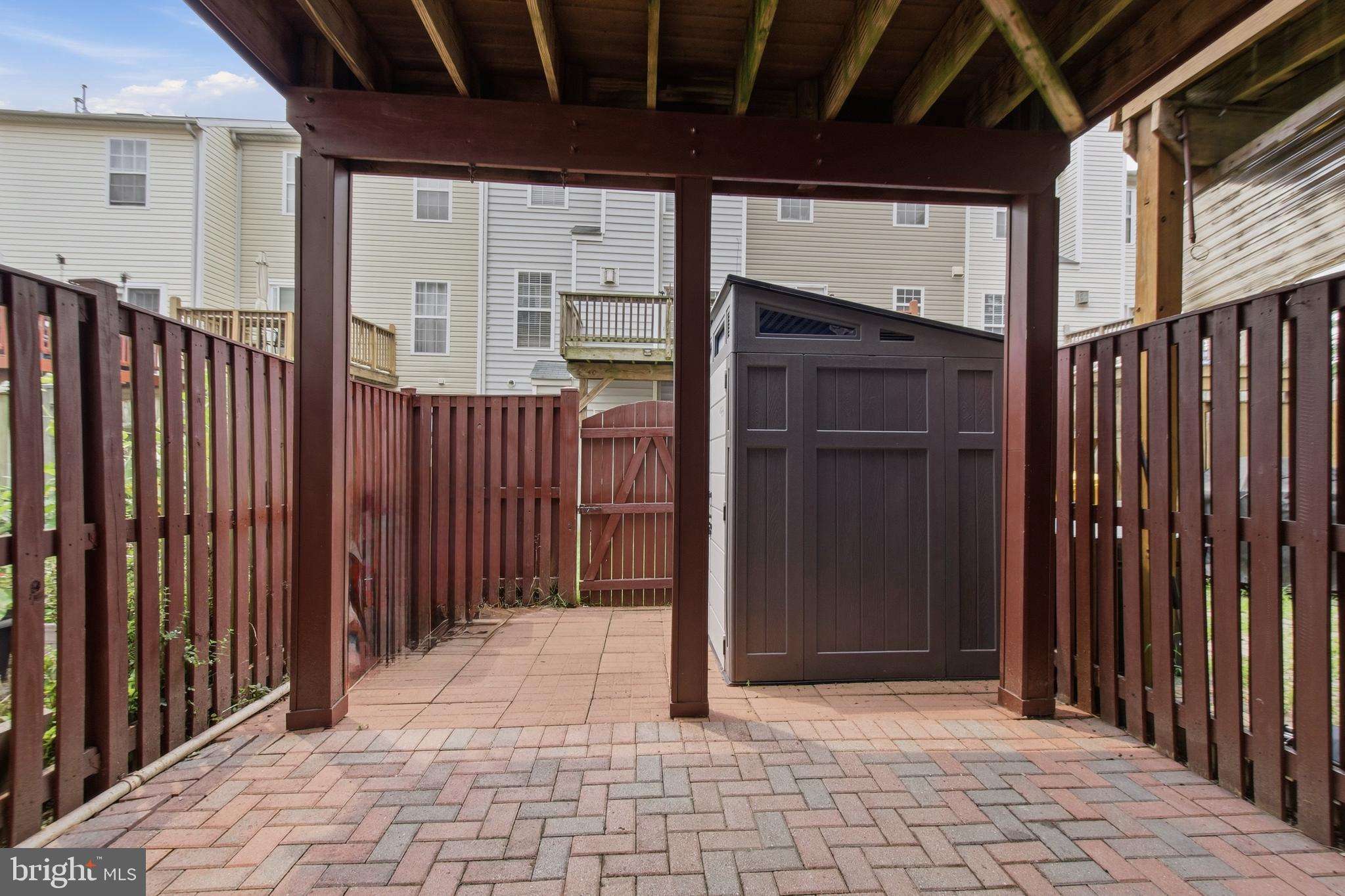 WELLFLEET MEWS - Residential