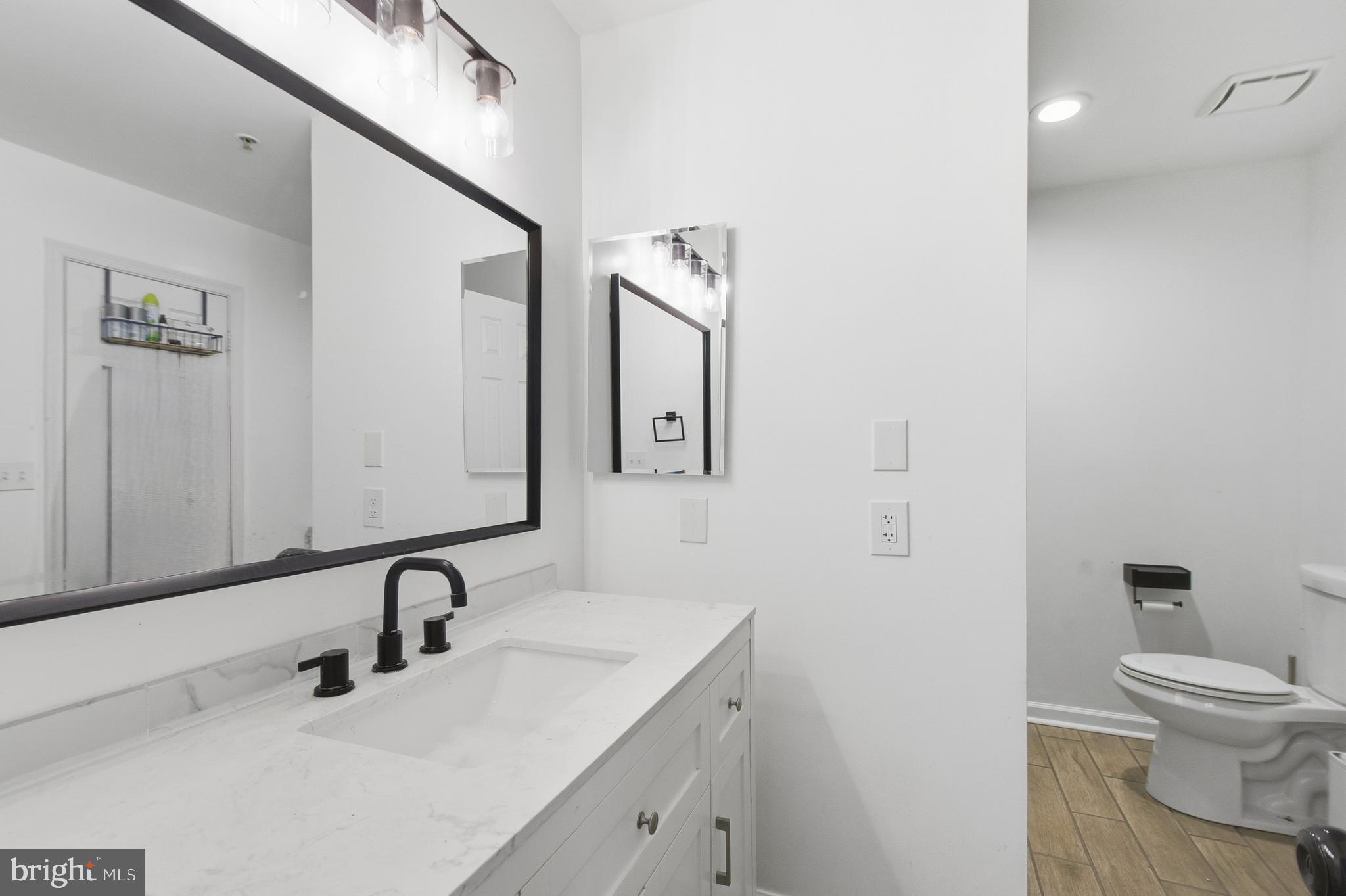 WELLFLEET MEWS - Residential