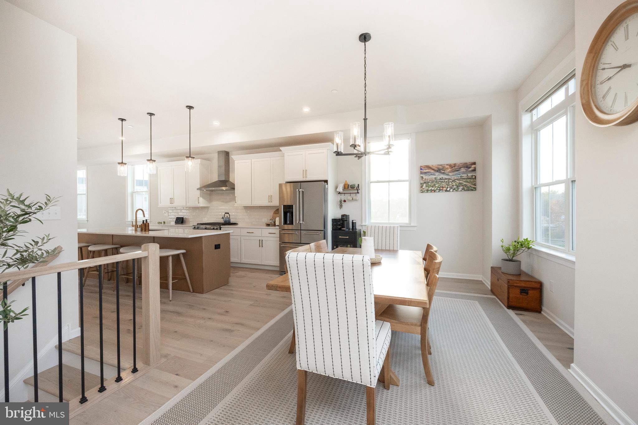 STEELPOINTE - Residential
